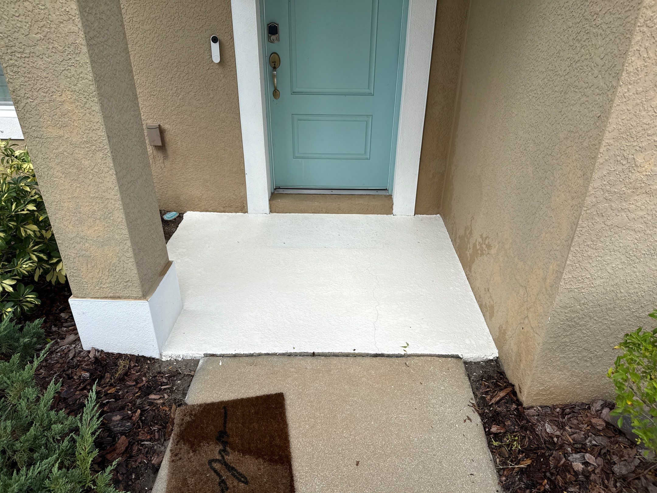 Driveway, Sidewalk & Lanai Cleaning Transformation | Forest Creek Parrish, FL by Sunshine AquaWash