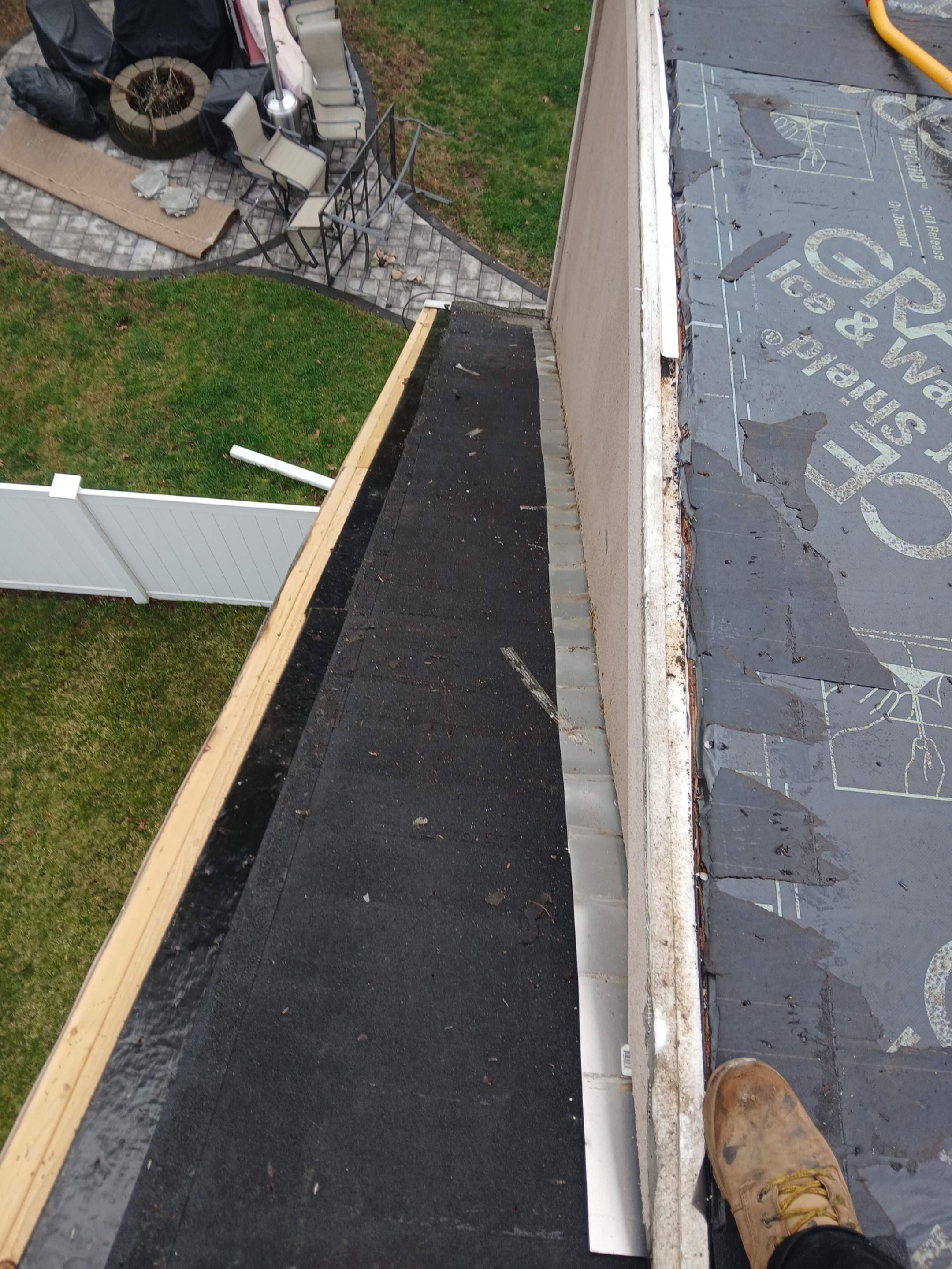 Solar Panel Removal & Full Roof Replacement – Owens Corning Duration, Desert Tan by JOHNNYS PRO