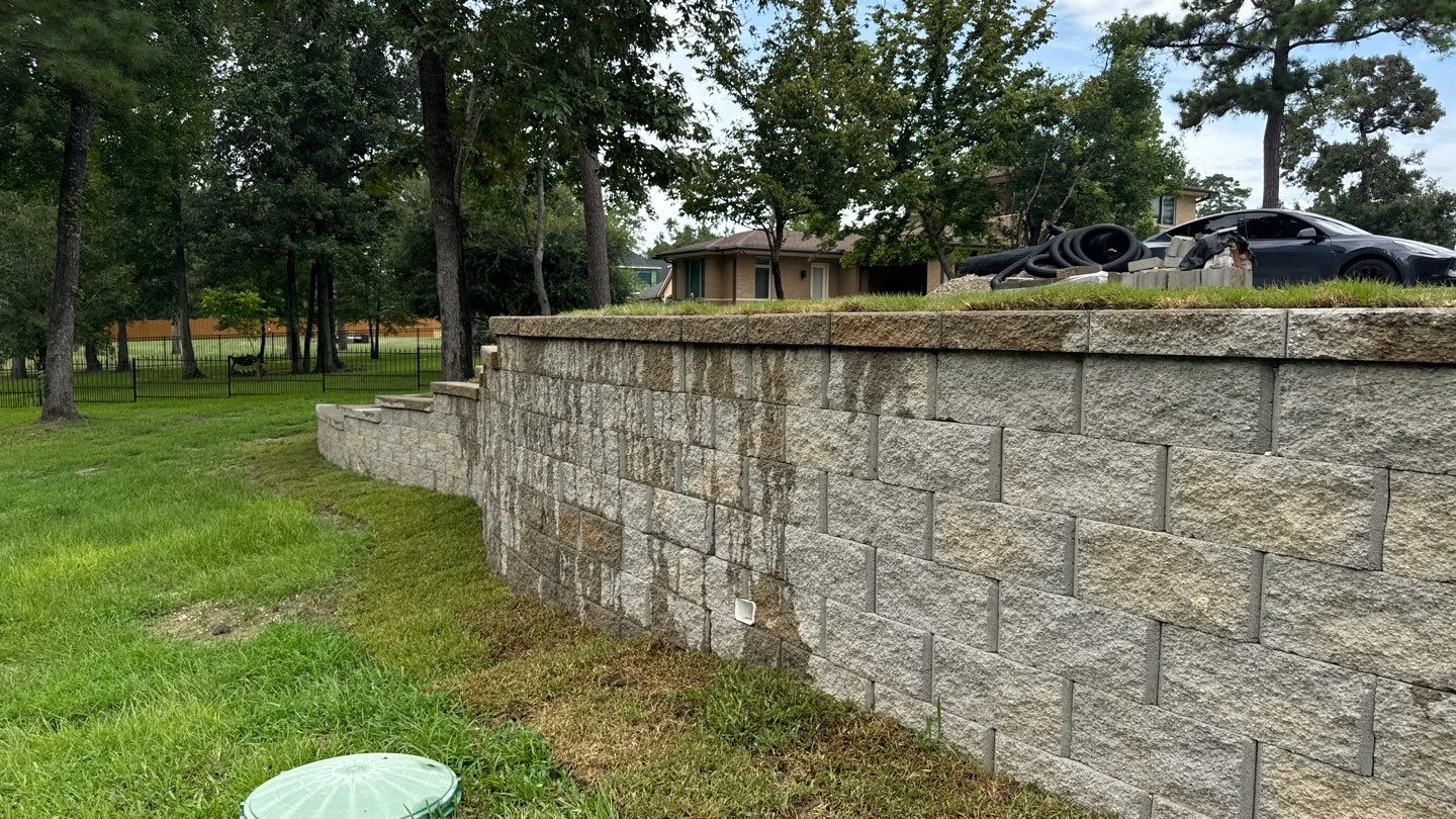 🏡 Duane’s Complete Retainer Wall & Hardscape Walkway by Texas Urban Elements