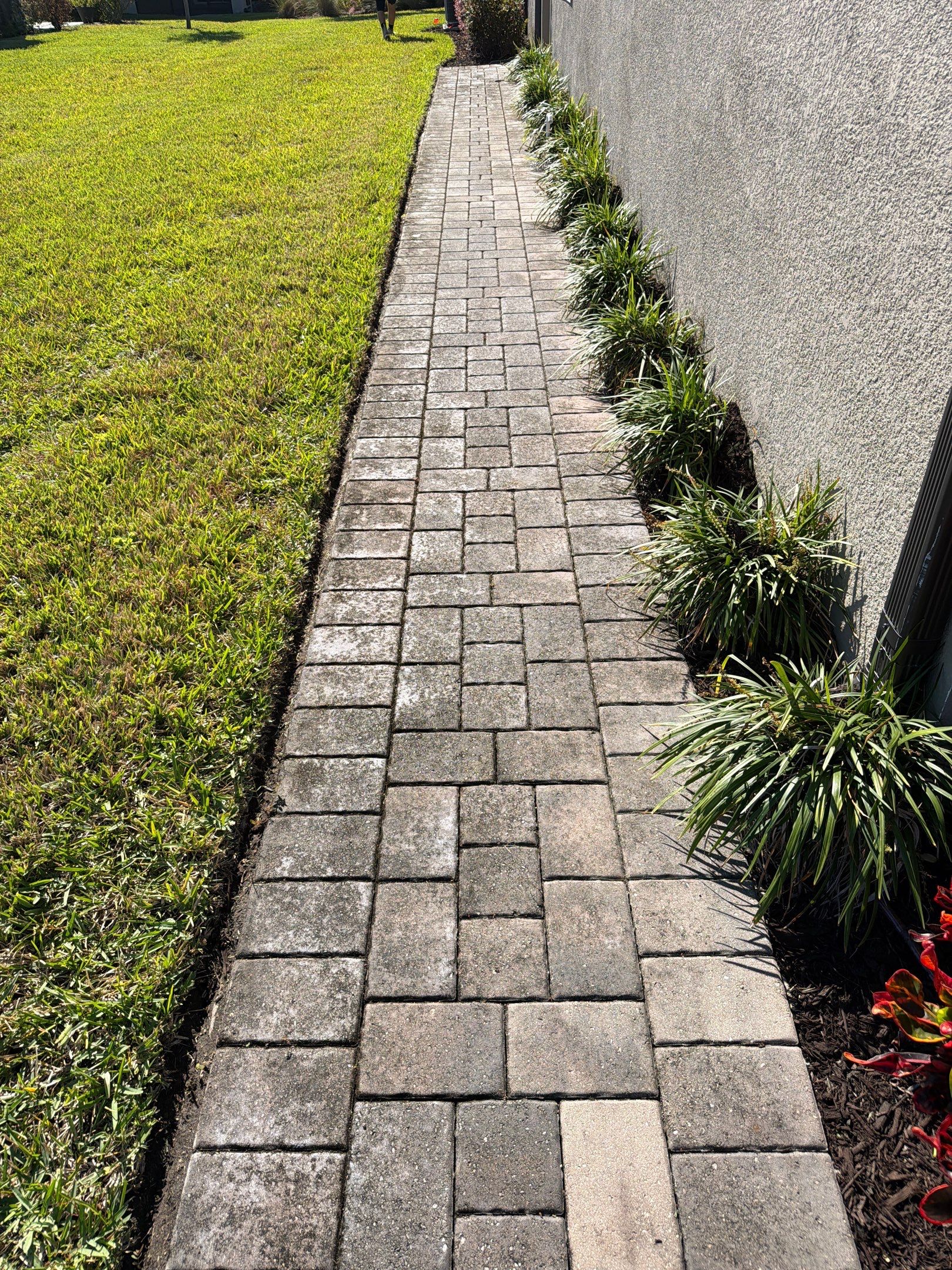 Driveway and Walkway Paver Sealing in La Paloma Sun City Center by Supreme Paver Experts