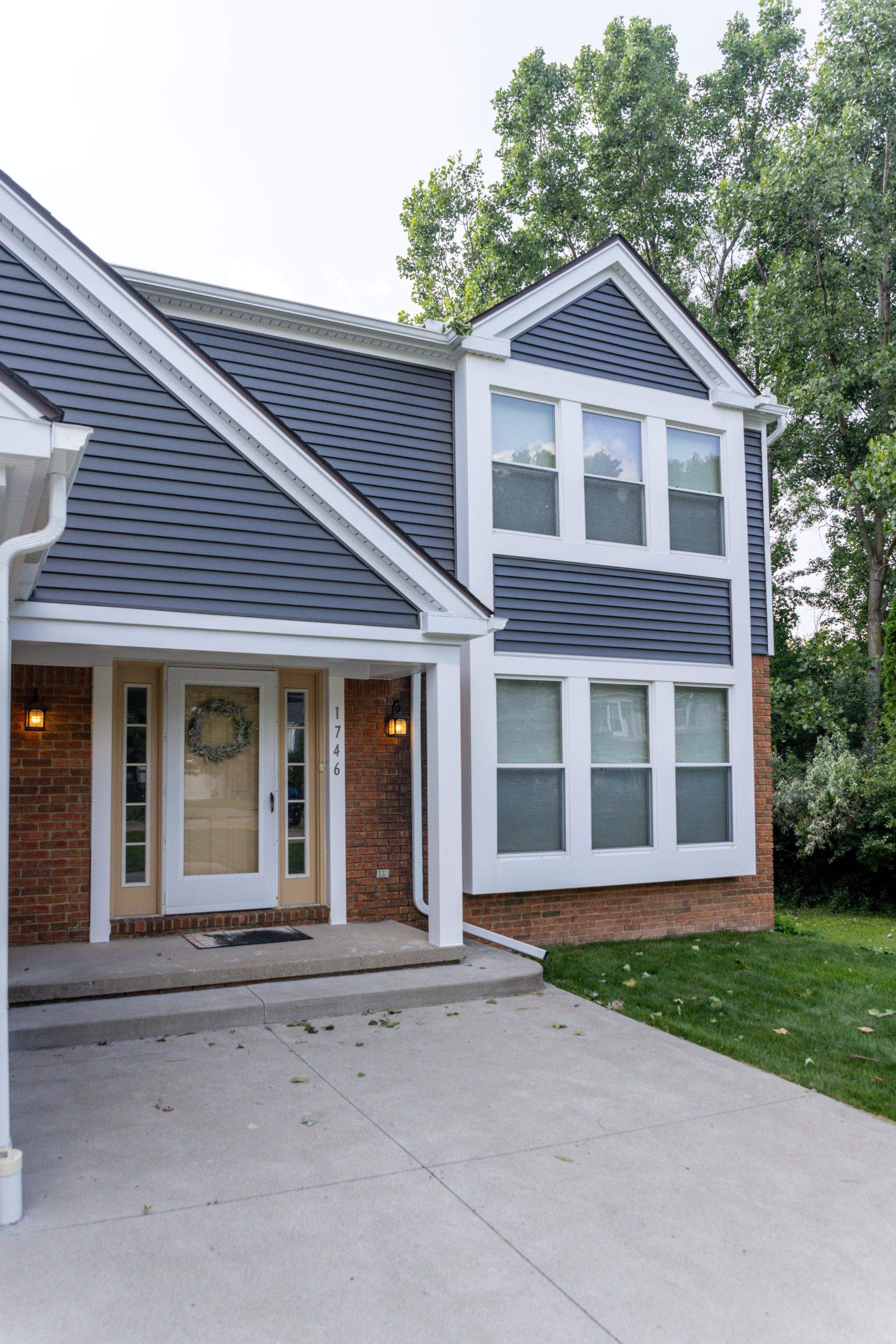 Siding Installation using Certainteed Monogram Vinyl D4" by Bloomfield Construction & Restoration