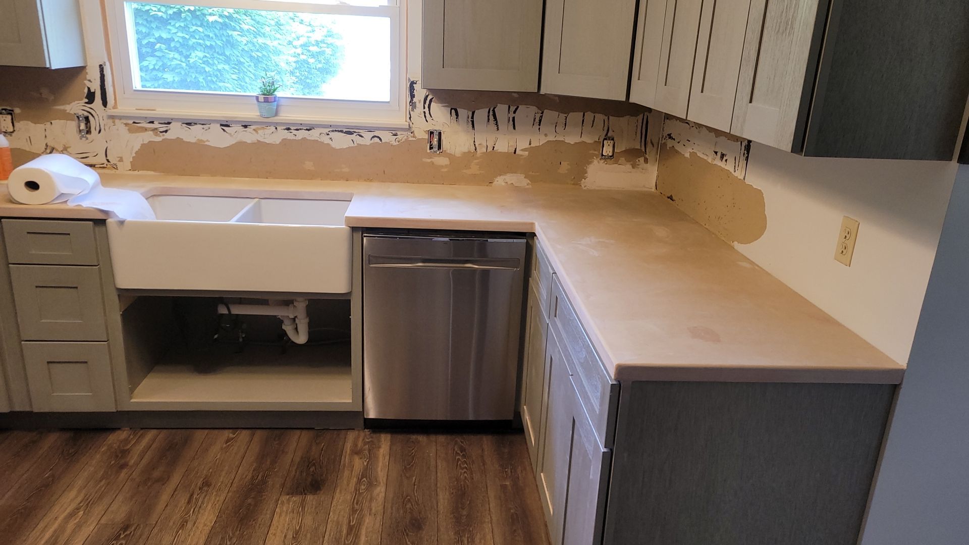 Diamondcoat White Marble by New Finish LLC