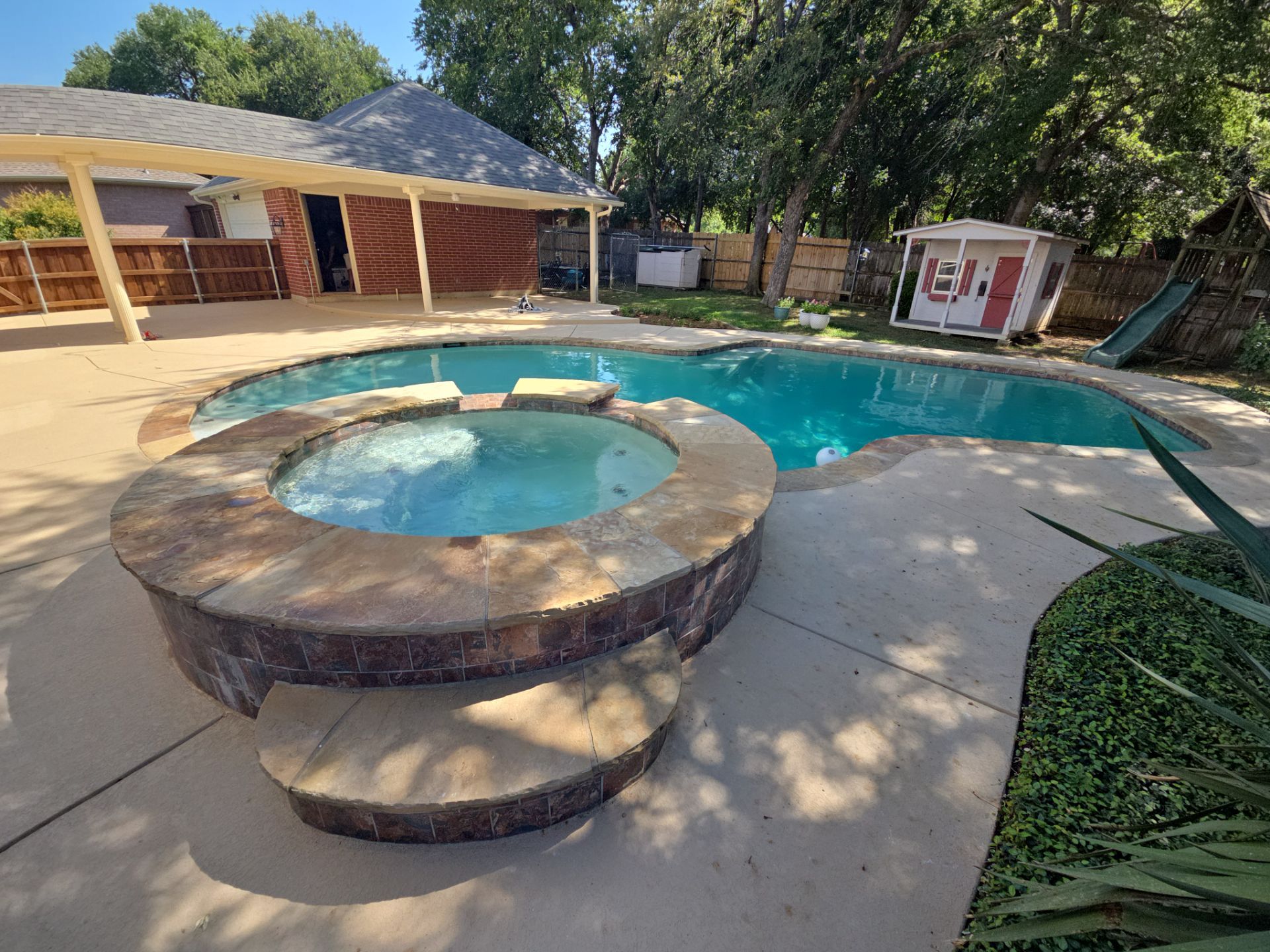 Grand Prairie Remodel by Sink or Swim Pools