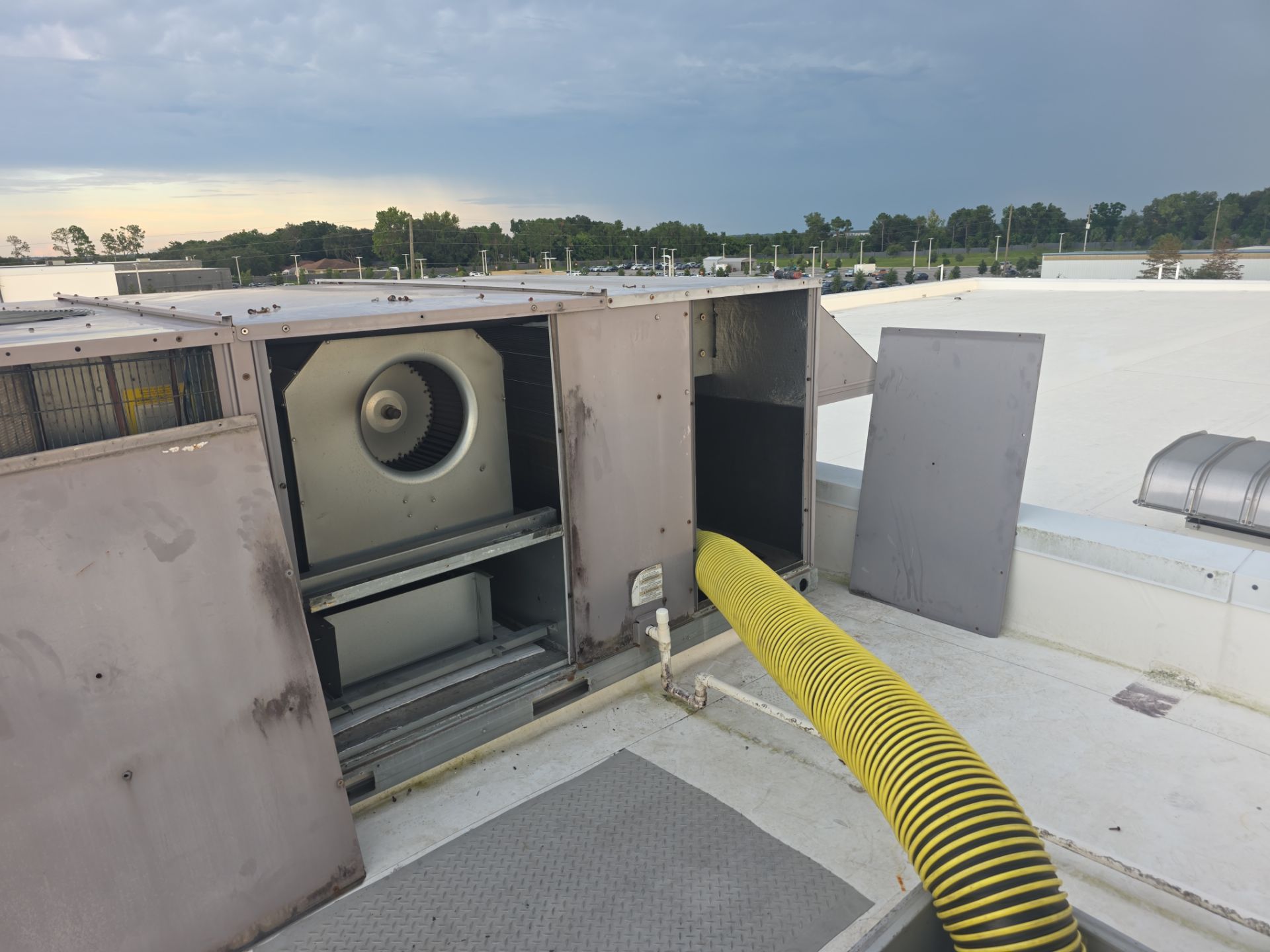 Commercial Air Duct Cleaning in Clermont by Hygienic Air, Inc