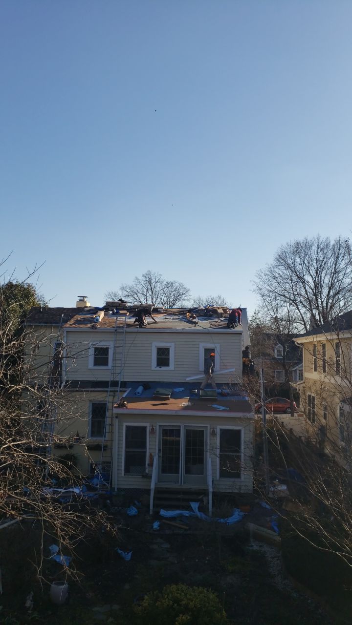 Alexandria Landmark Pro MD Resawn Shake/Flintlastic SA Project by RM Banning, Inc.