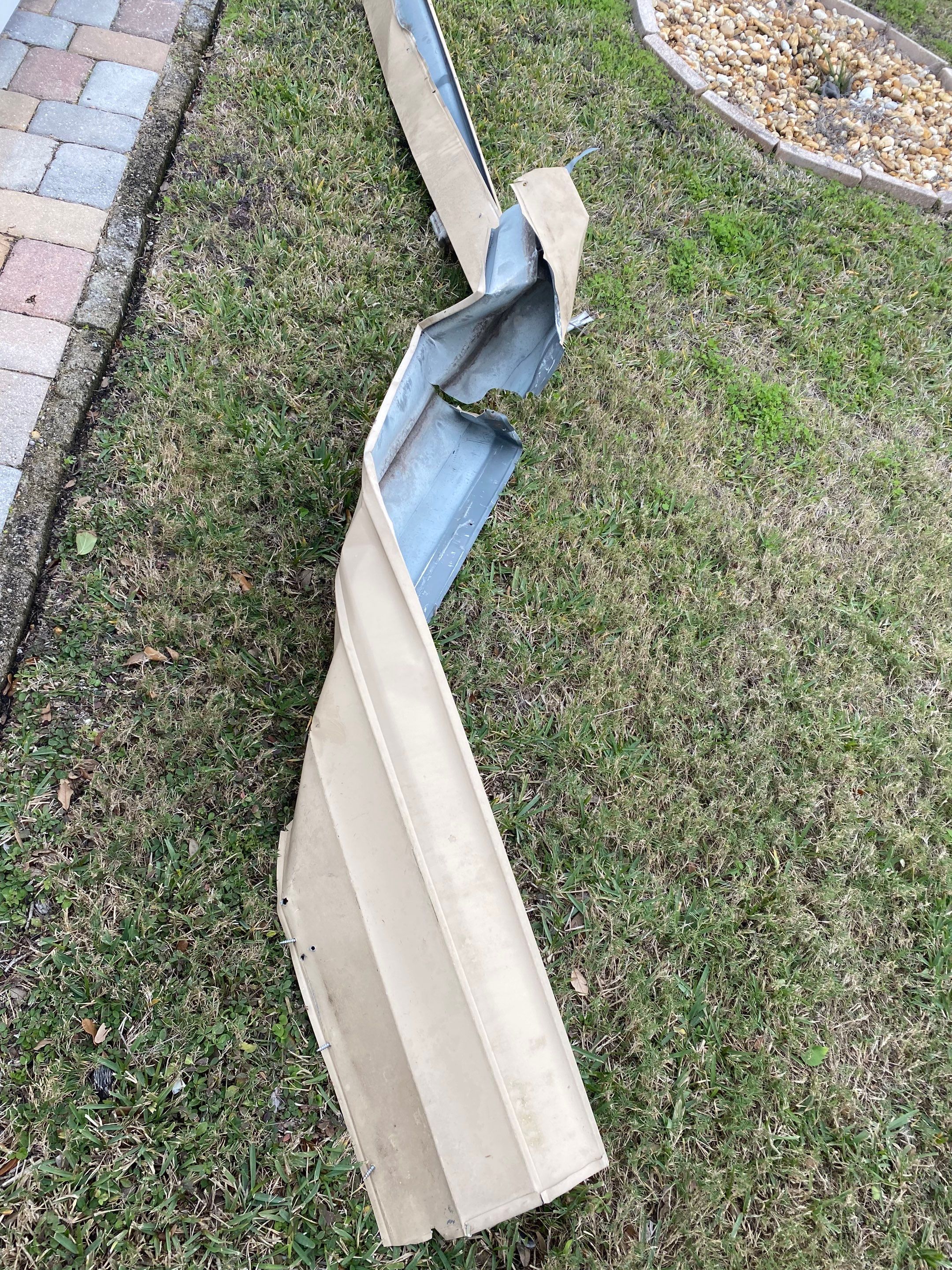 Seamless Gutters in Sarasota FL by Gutter Professors