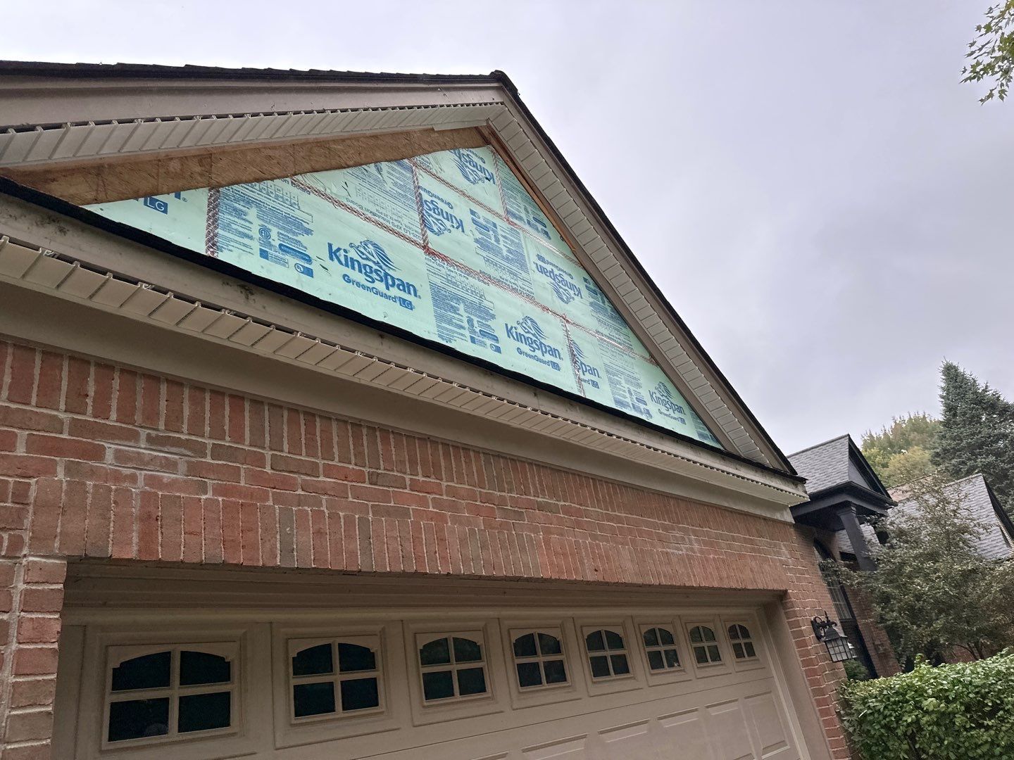 Siding Replacement using Alside Charter Oak D4.5" by 180 Contractors