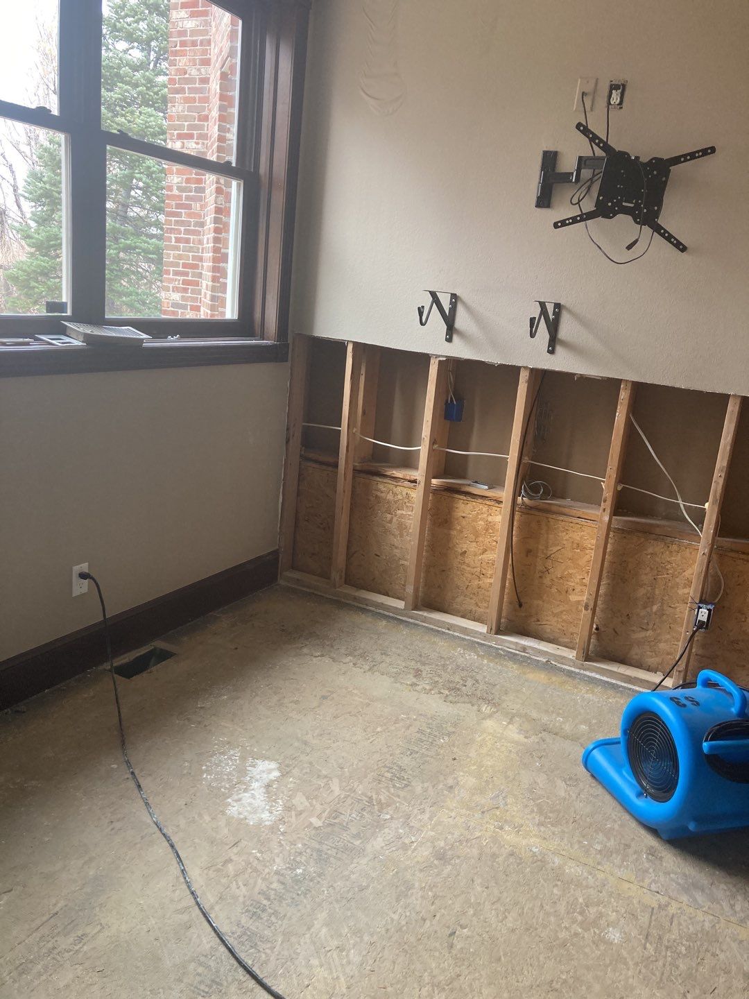 Water Damage Throughout Main Floor, Basement, and Crawl Space by Accountable Home Services