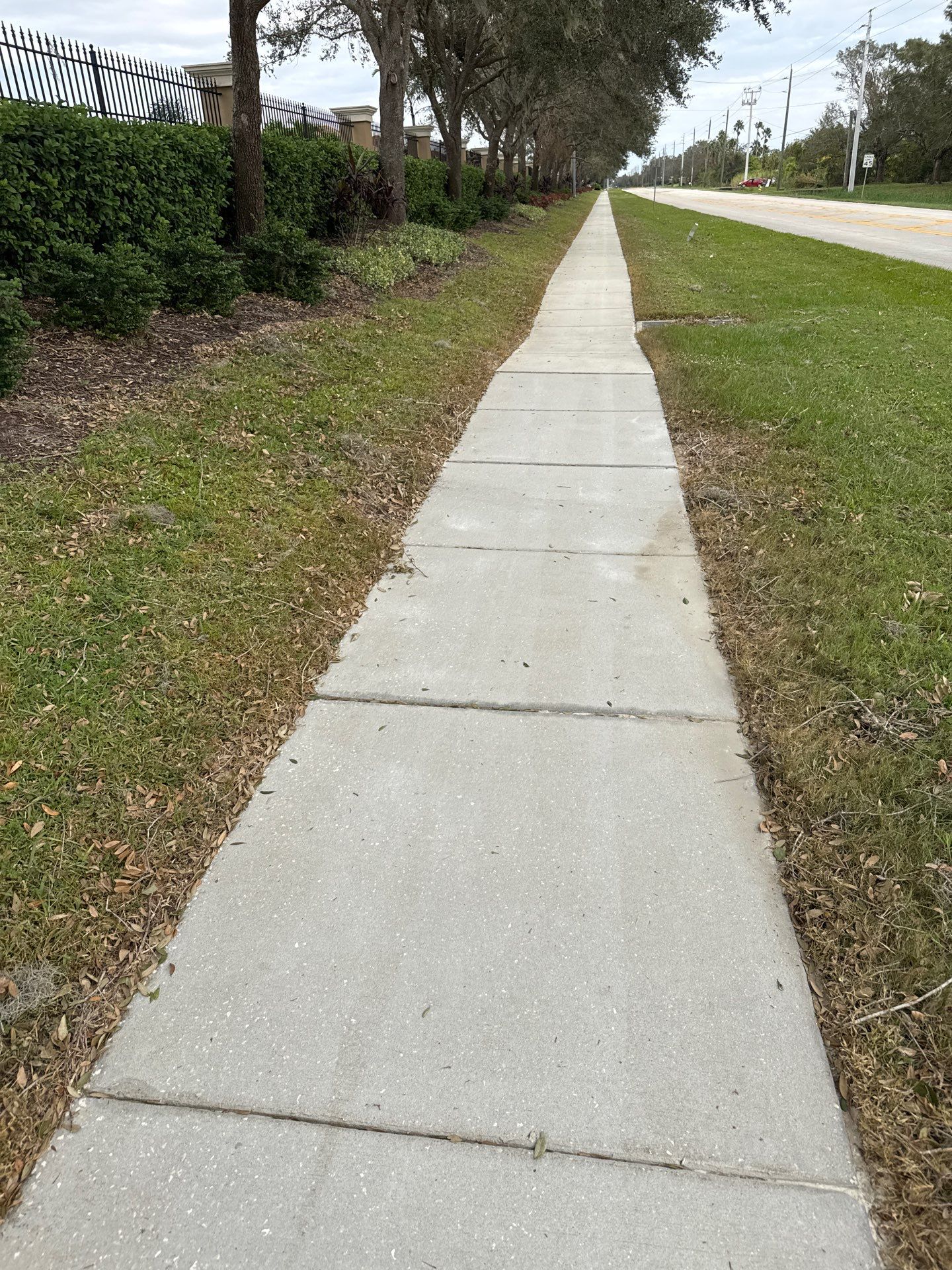 HOA Community Cleaning in Winding River, Bradenton, FL by Sunshine AquaWash
