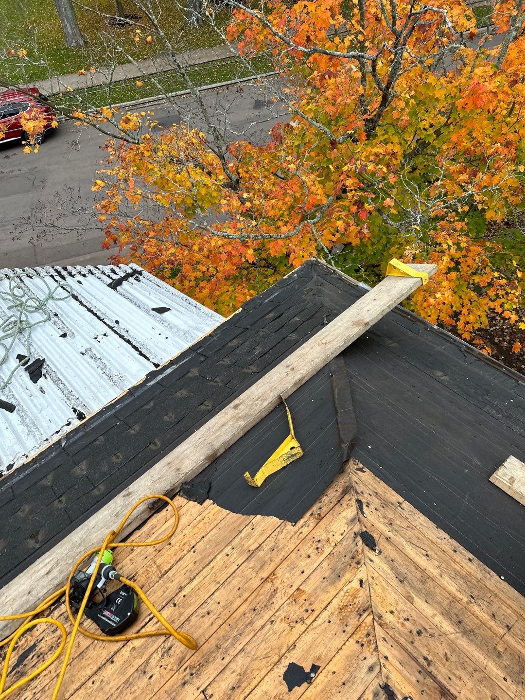 Residential Roofing Installation using Asphalt GAF HDZ by Artisan Roofing & Home Improvements Inc.