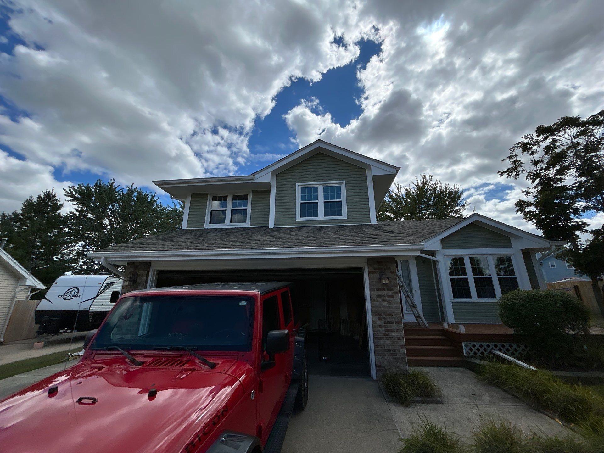 Vinyl siding in Pleasant Hill, IA by Blu Ember Properties