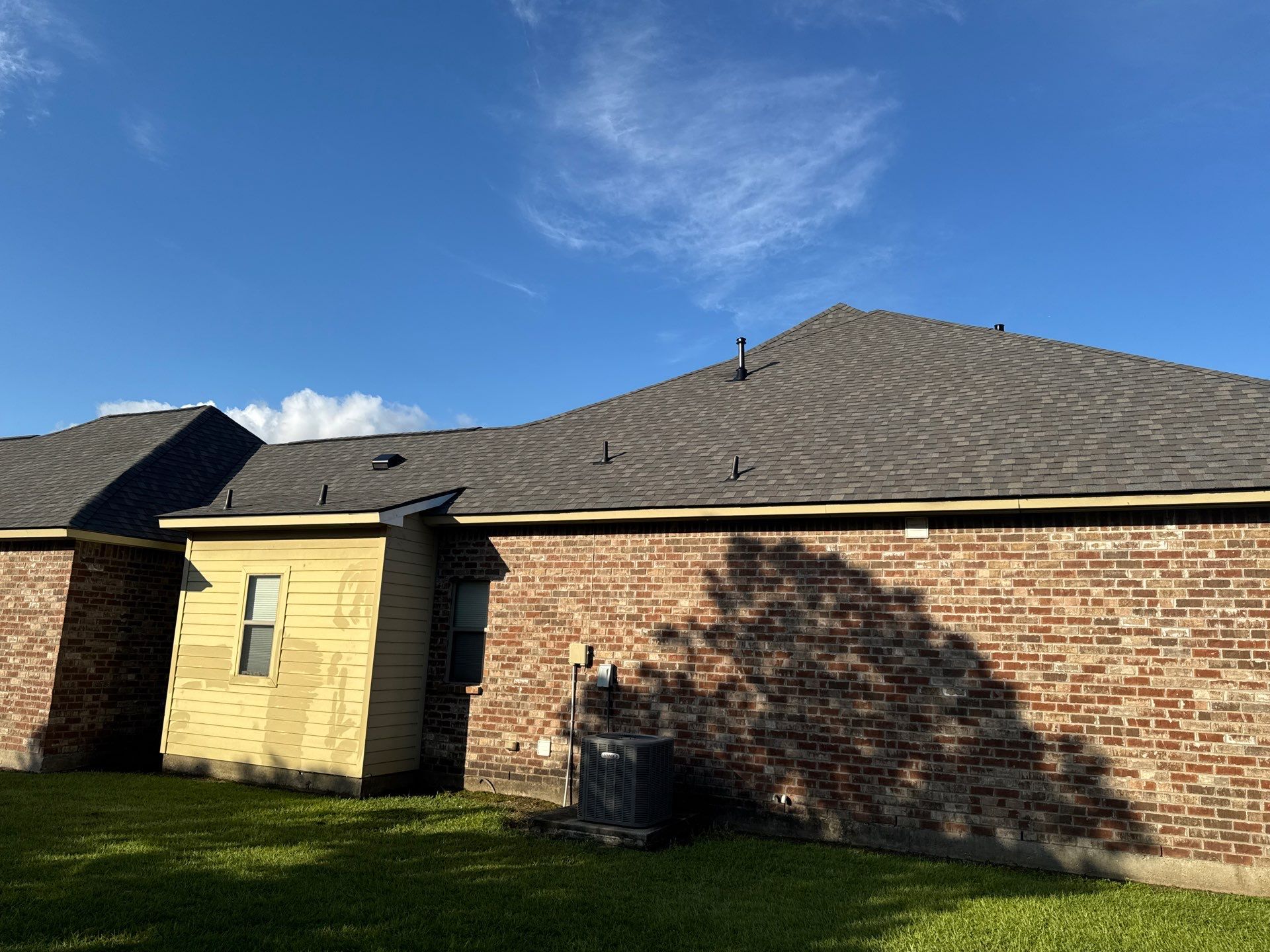 Certainteed Landmark Driftwood by Top Team Roofing & Construction