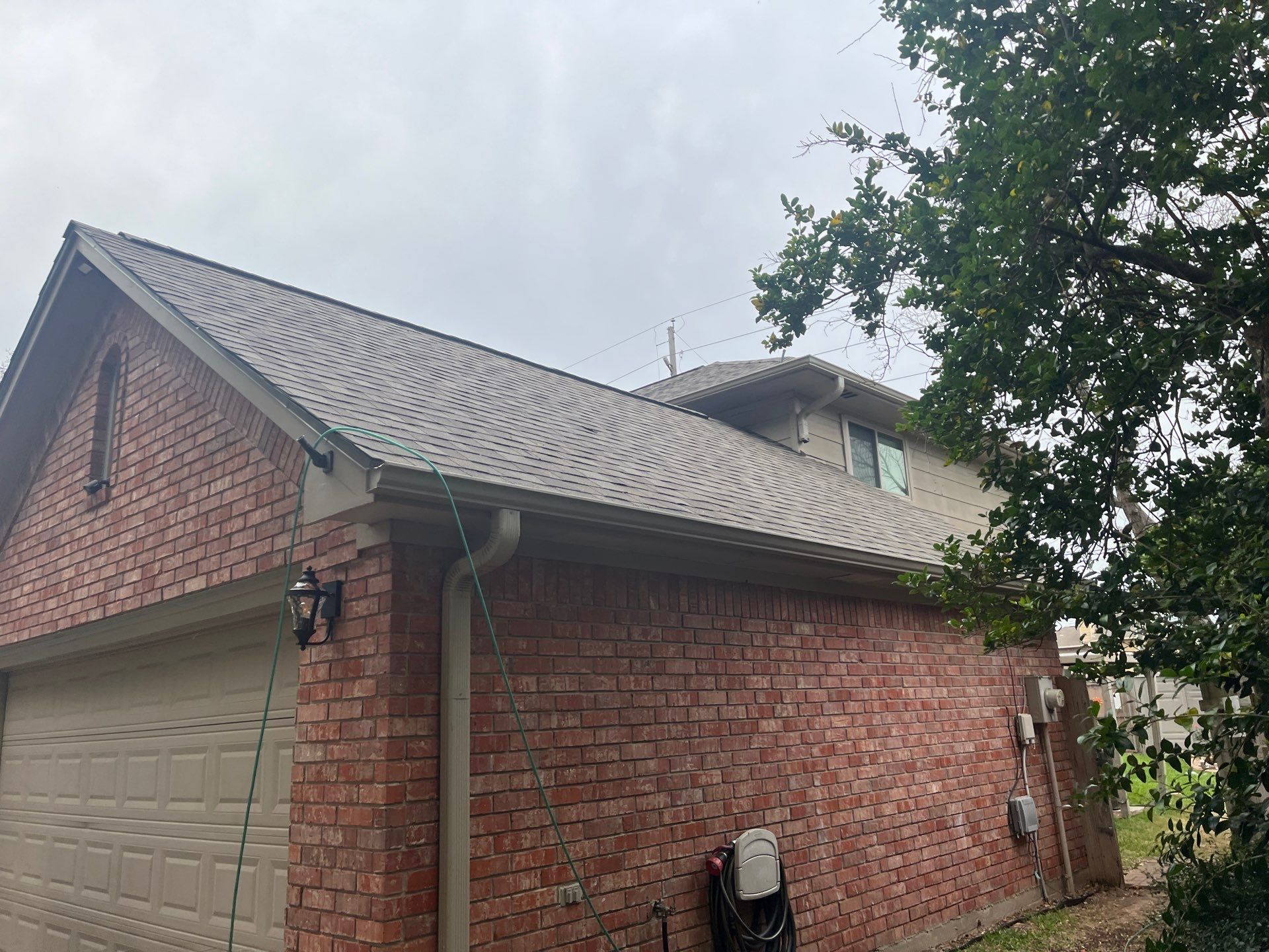 Residential Roofing Installation using Owen's Corning Duration (Lifetime) Shingles by Roof Repair Company