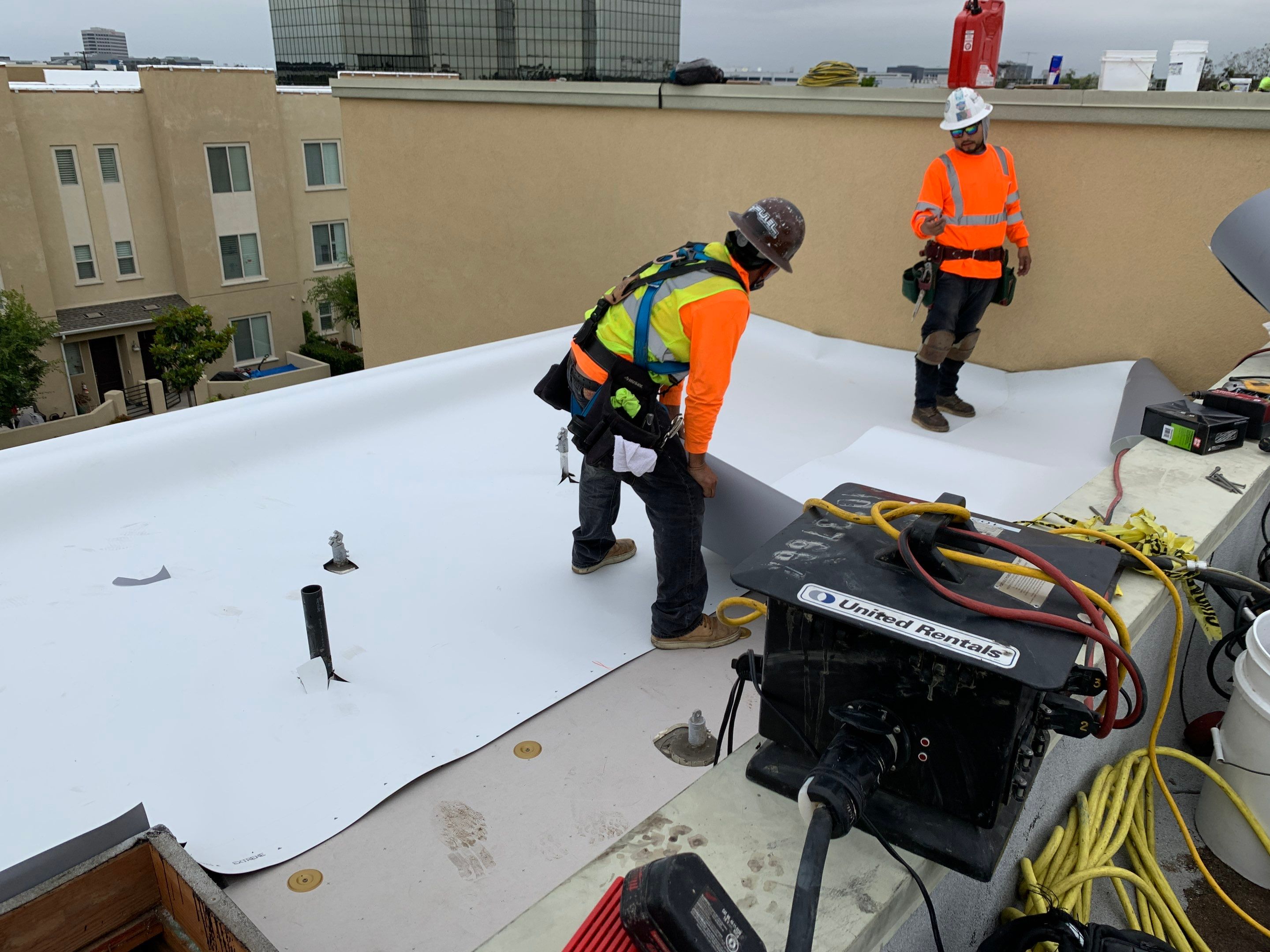 360 @ EL SEGUNDO by LA Roof Systems Corporation