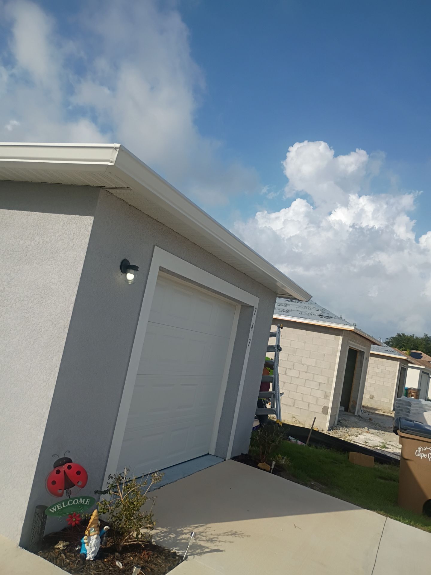 Seamless Aluminum Gutter Installation using K-Style Seamless Gutters in Cape Coral FL by Gutter Professors