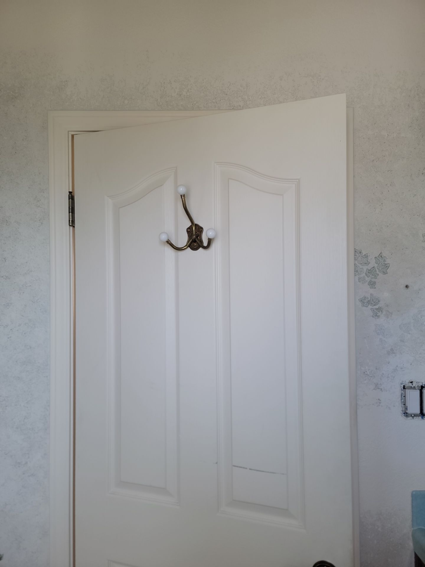 Updated interior rooms by MGP Coatings