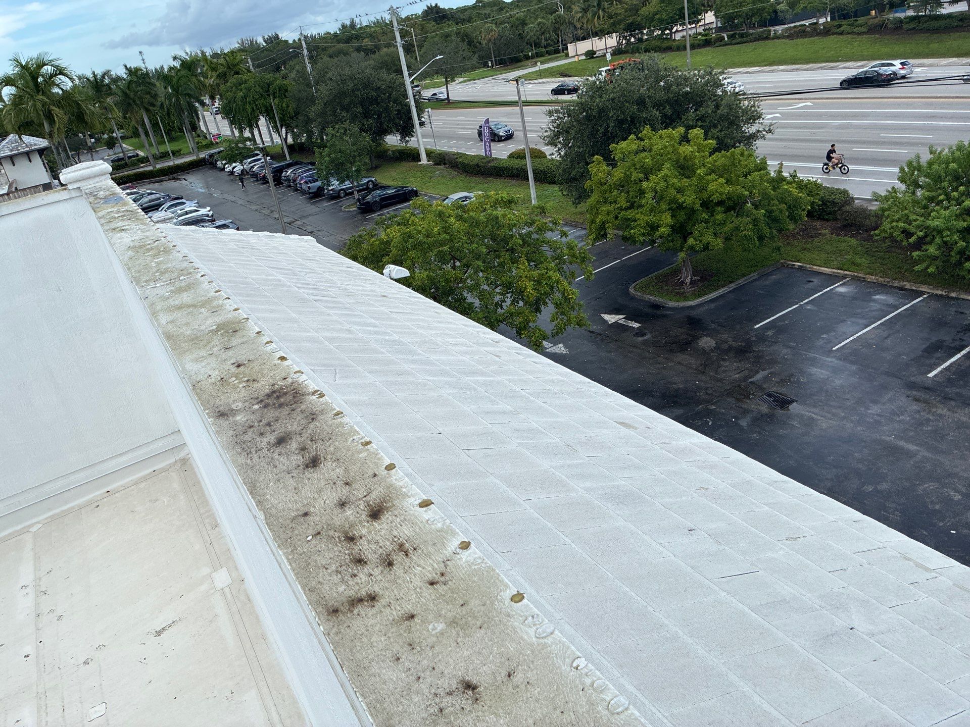 Pressure Washing Commercial Parkland by BKB Pressure Cleaning LLC