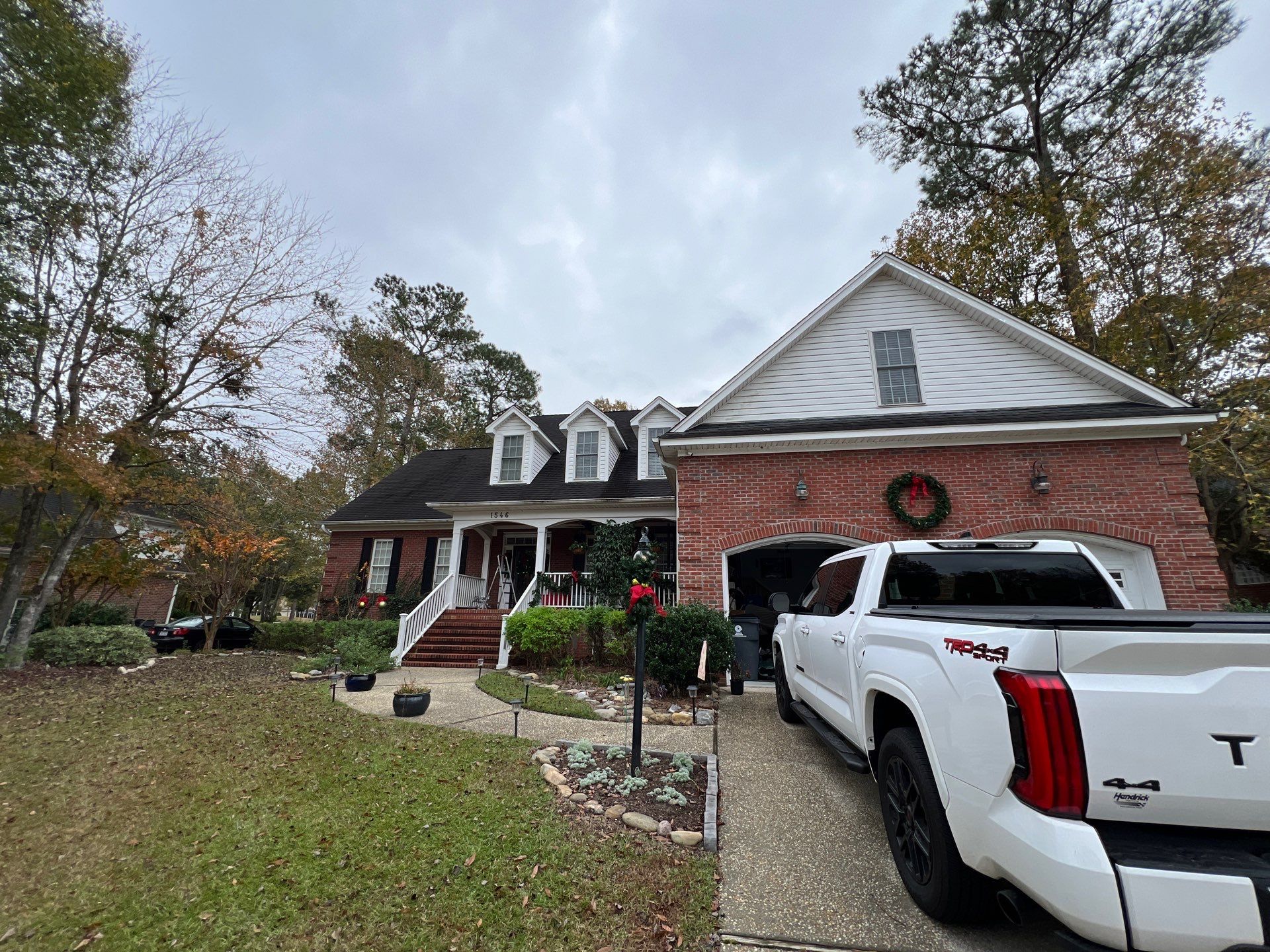 Grandiflora by Breeze Roofing Inc