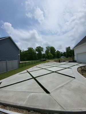 Turf Strip Driveway in Marysville, OH