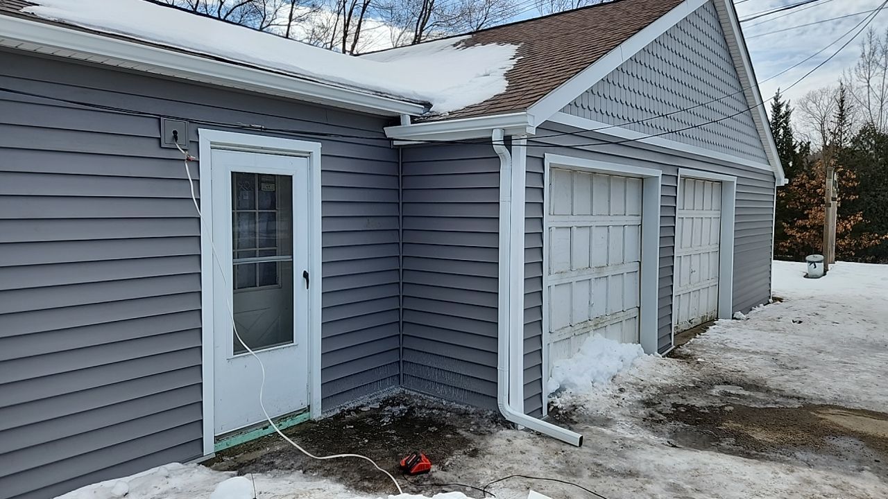 Siding Replacement using Certainteed Monogram D5 by 180 Contractors