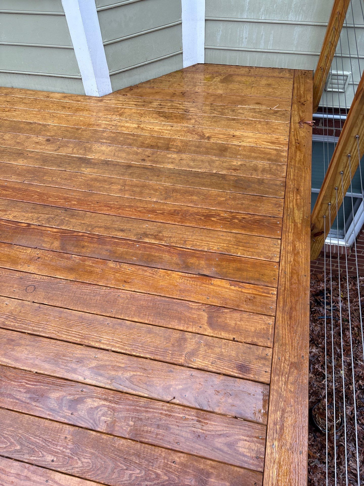 Wood Deck using Wood Sealant by DuraSeal