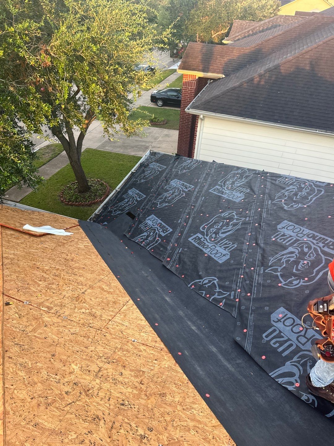 Residential Roofing Installation using Owen's Corning Duration (Lifetime) Shingles by Roof Repair Company