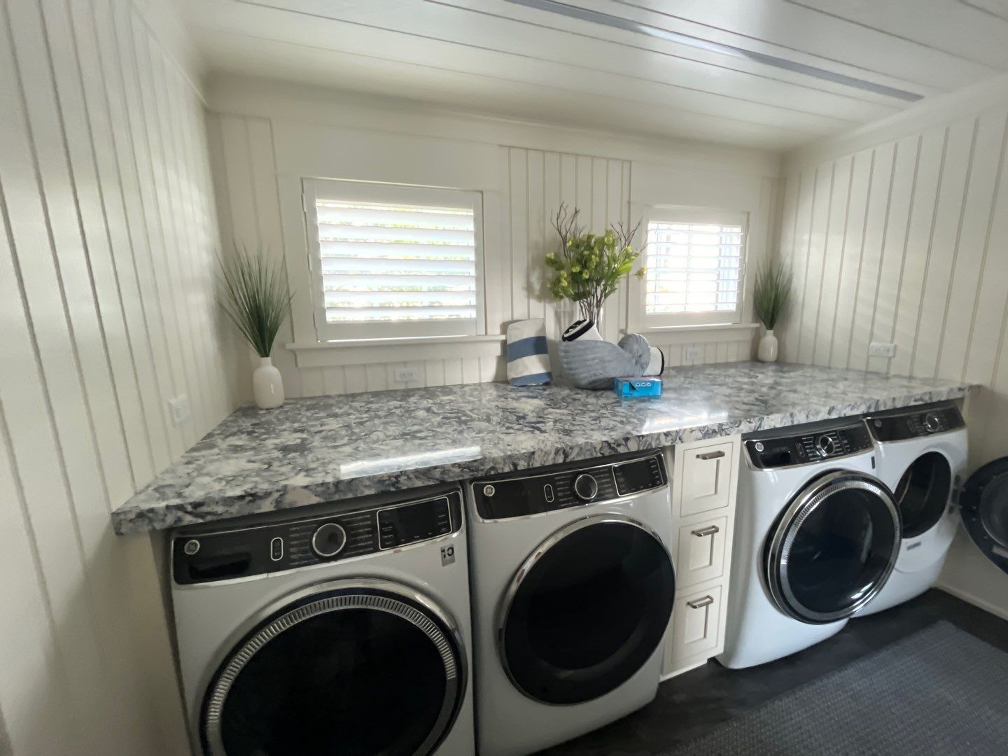 Luxury Home - Avalon, NJ by FreshCoat Works LLC