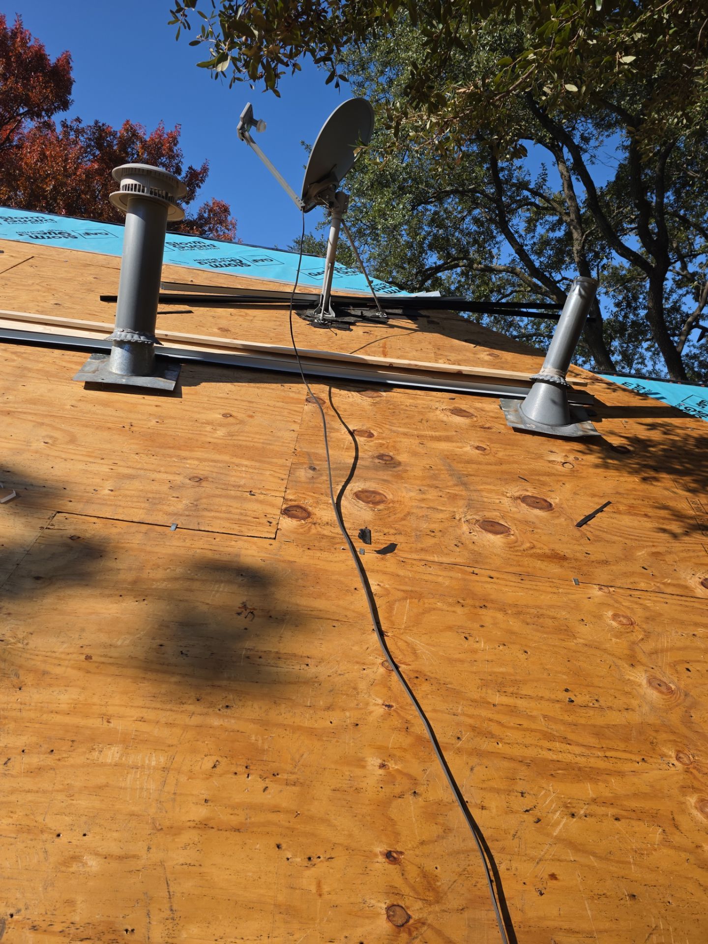 Project in Dallas by Armor Roofing | Exteriors