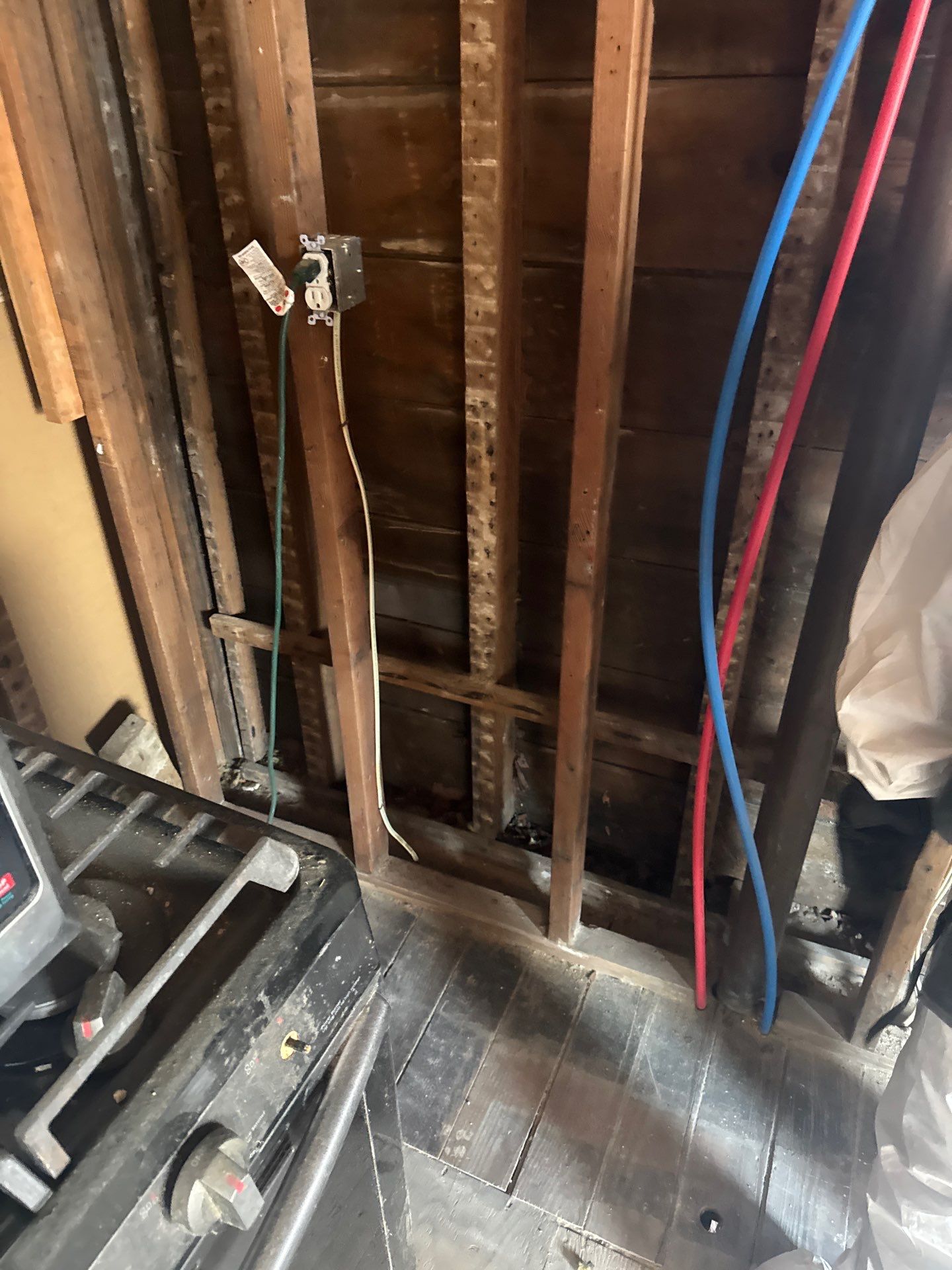 Comprehensive Mold Remediation and Kitchen Restoration in East Islip by Newhouse Restoration