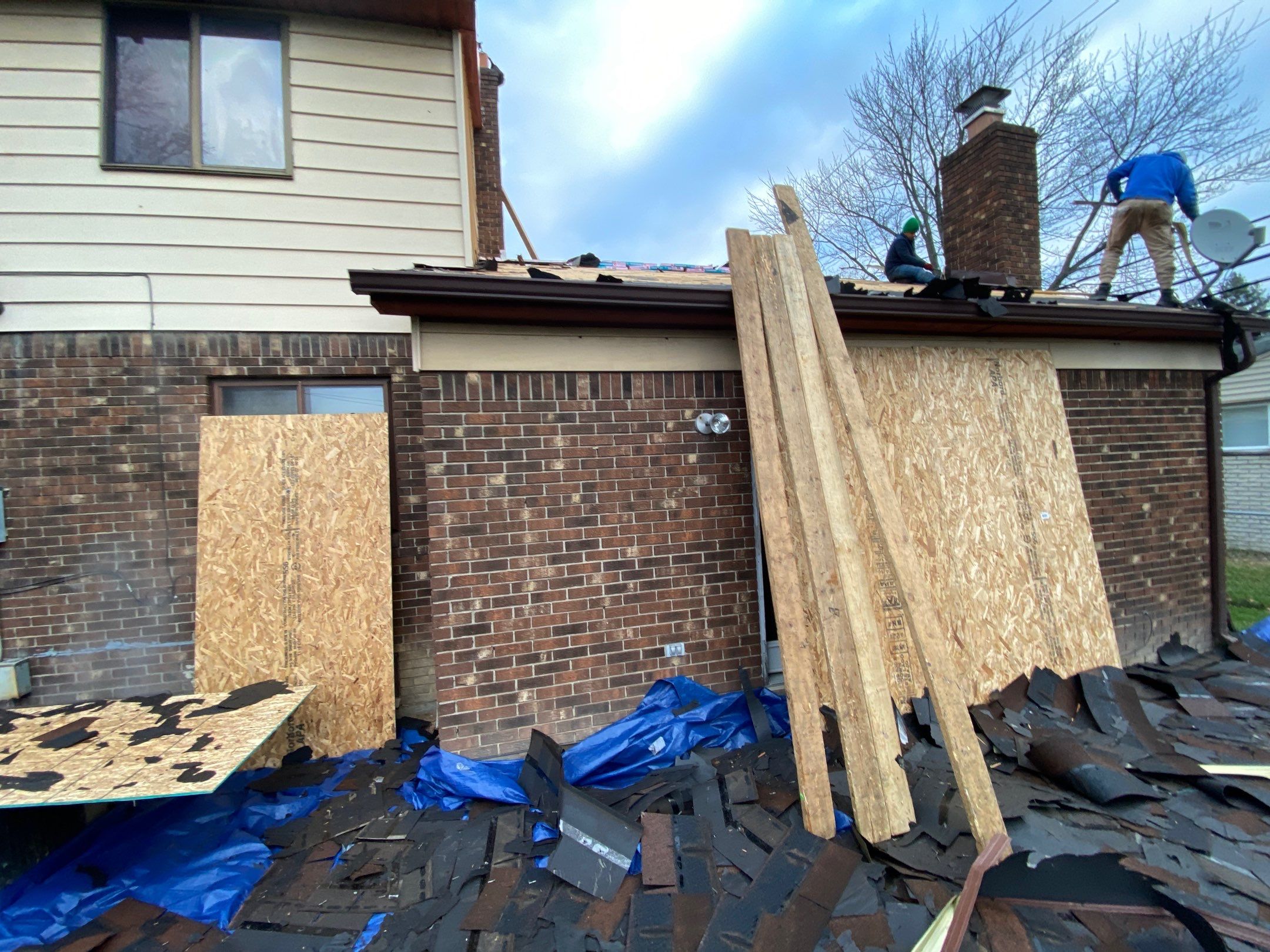 Roof Replacement using Owens Corning by 180 Contractors