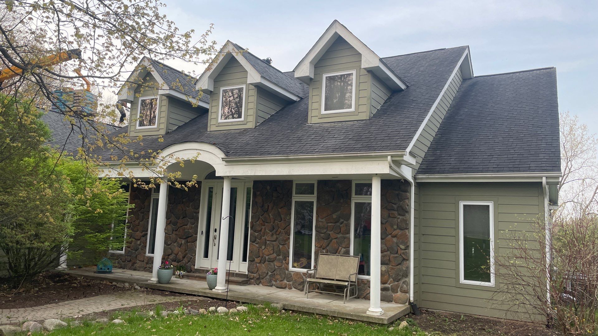 Roof Replacement using CertainTeed Landmark by 180 Contractors