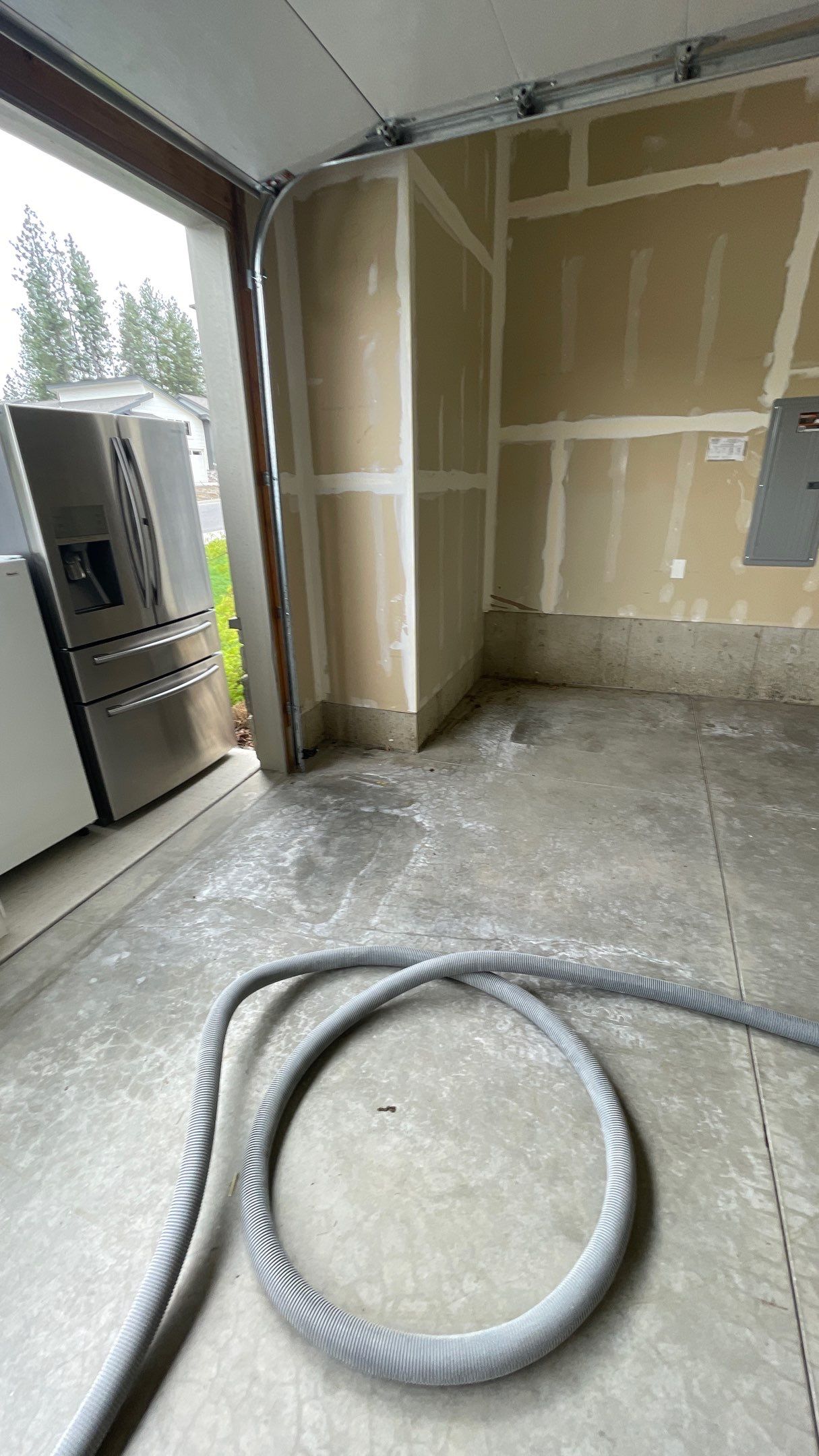 Garage Transformation using Smoke Colorway by Croc Coatings, LLC