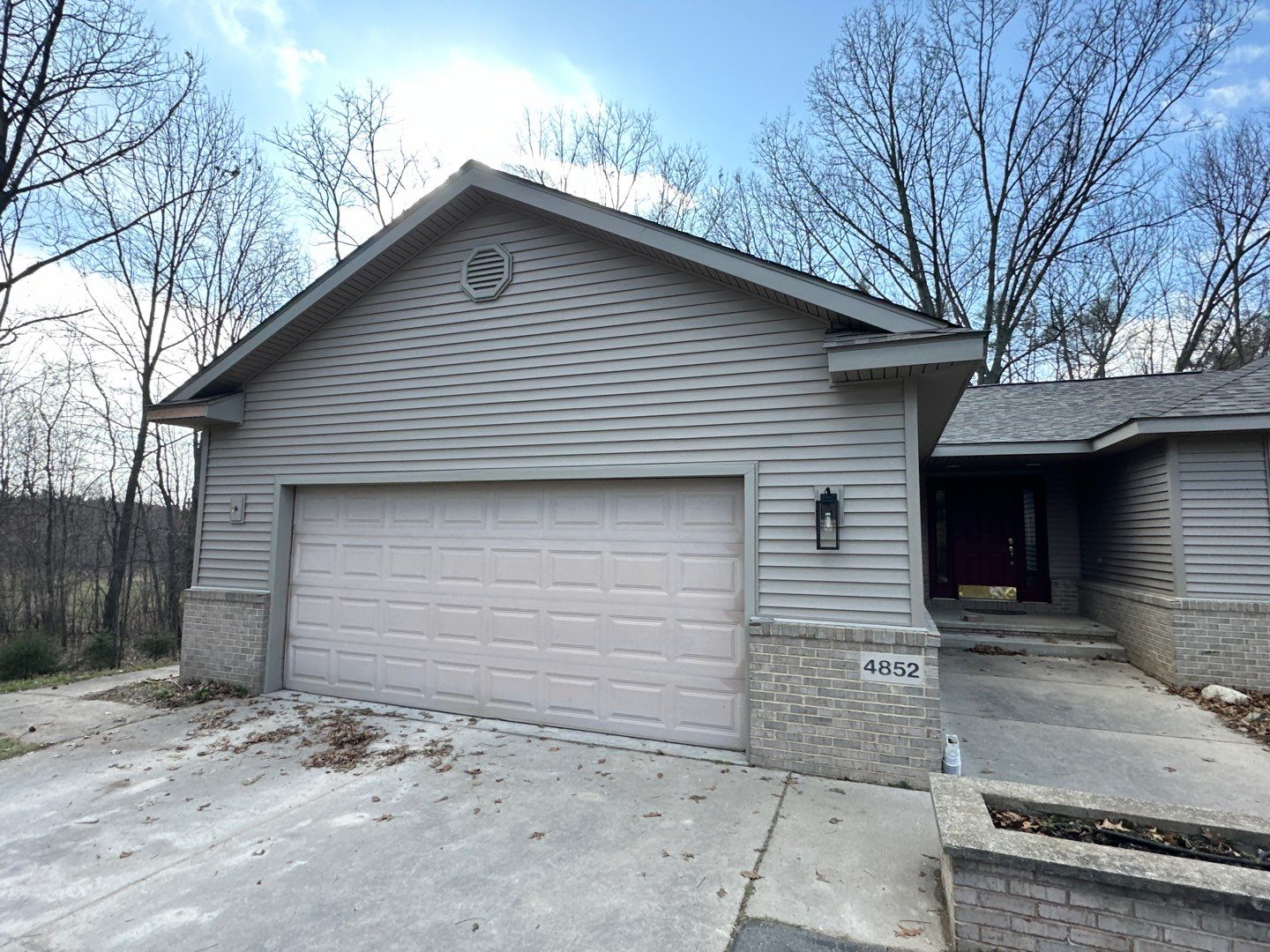 Siding Replacement using Certainteed Restoration Classic D4 by 180 Contractors