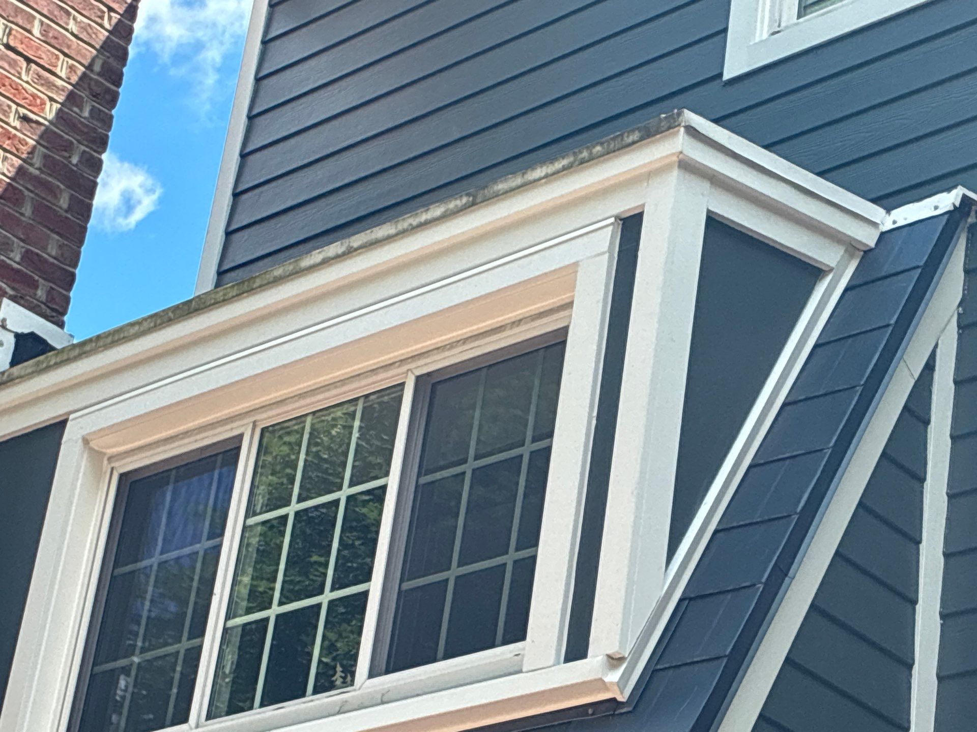 James Hardie Transformation of a Majestic Sewickley Heights Home by Ideal Siding Pittsburgh