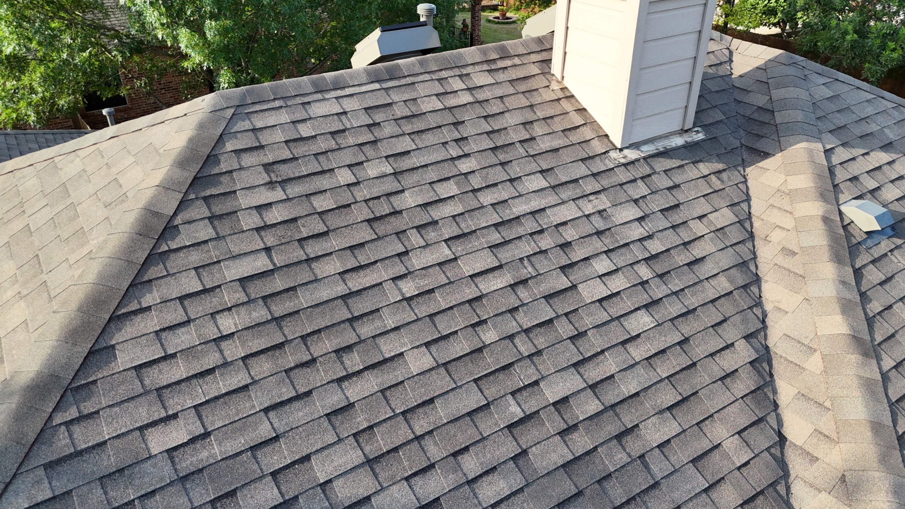 Weathered Wood - Malarkey Vista by RoofsOnly.com