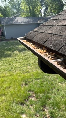 Turtle Shell gutter protection installation in Naperville, IL 60563, photograph 7