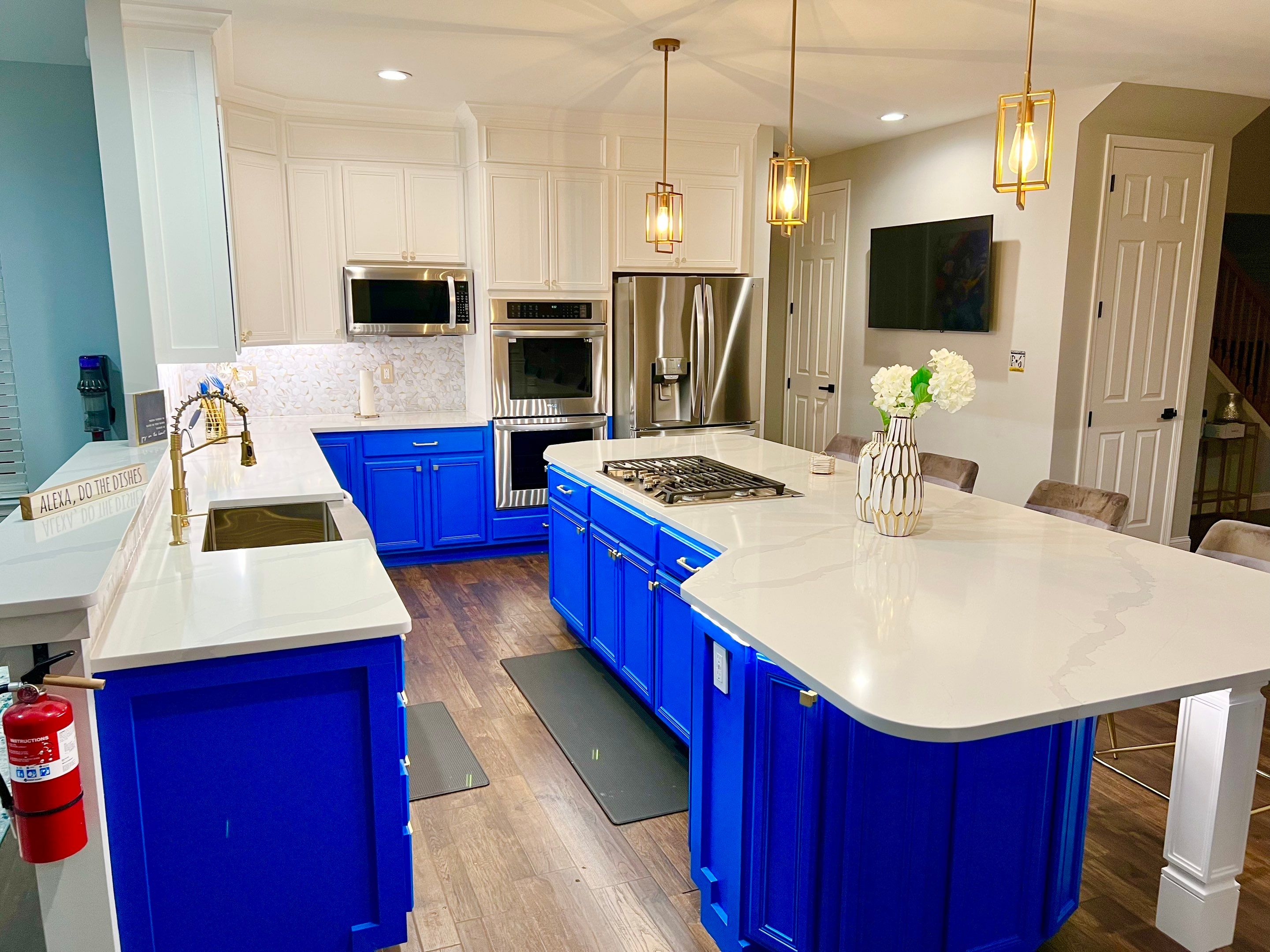 Kitchen Cabinet Painting by GLSpainters