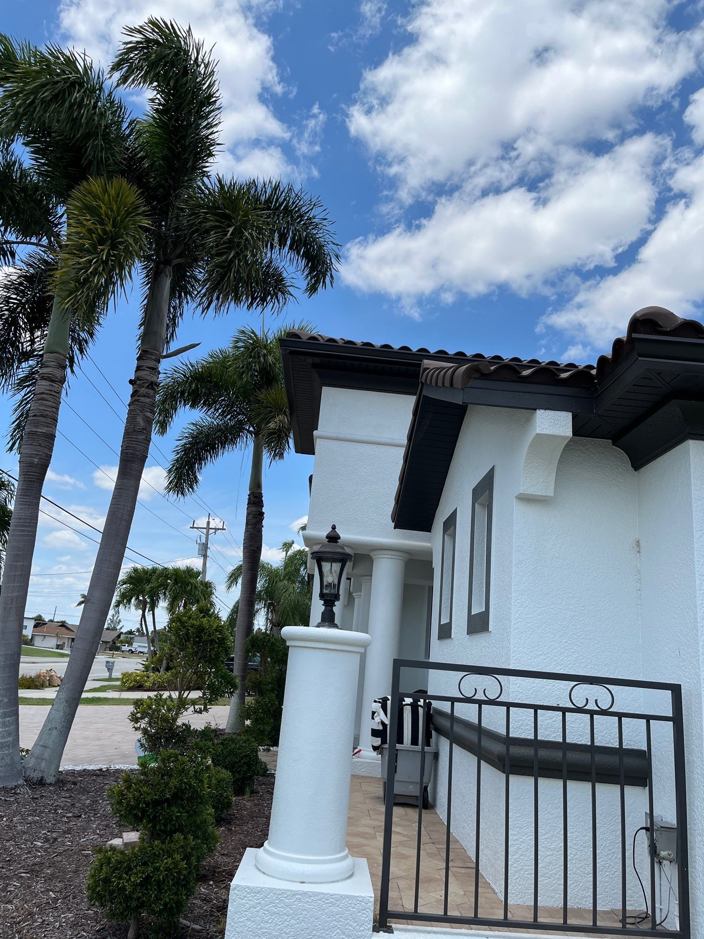 Stylish seamless gutters in Cape Coral FL by Gutter Professors