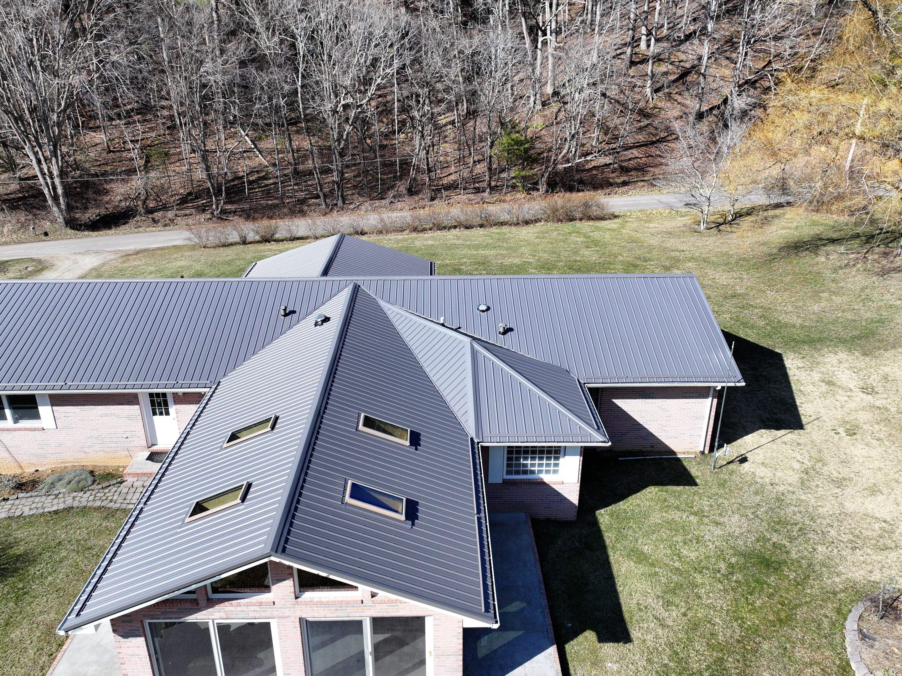 Woodard Residence by Omnia Roofing