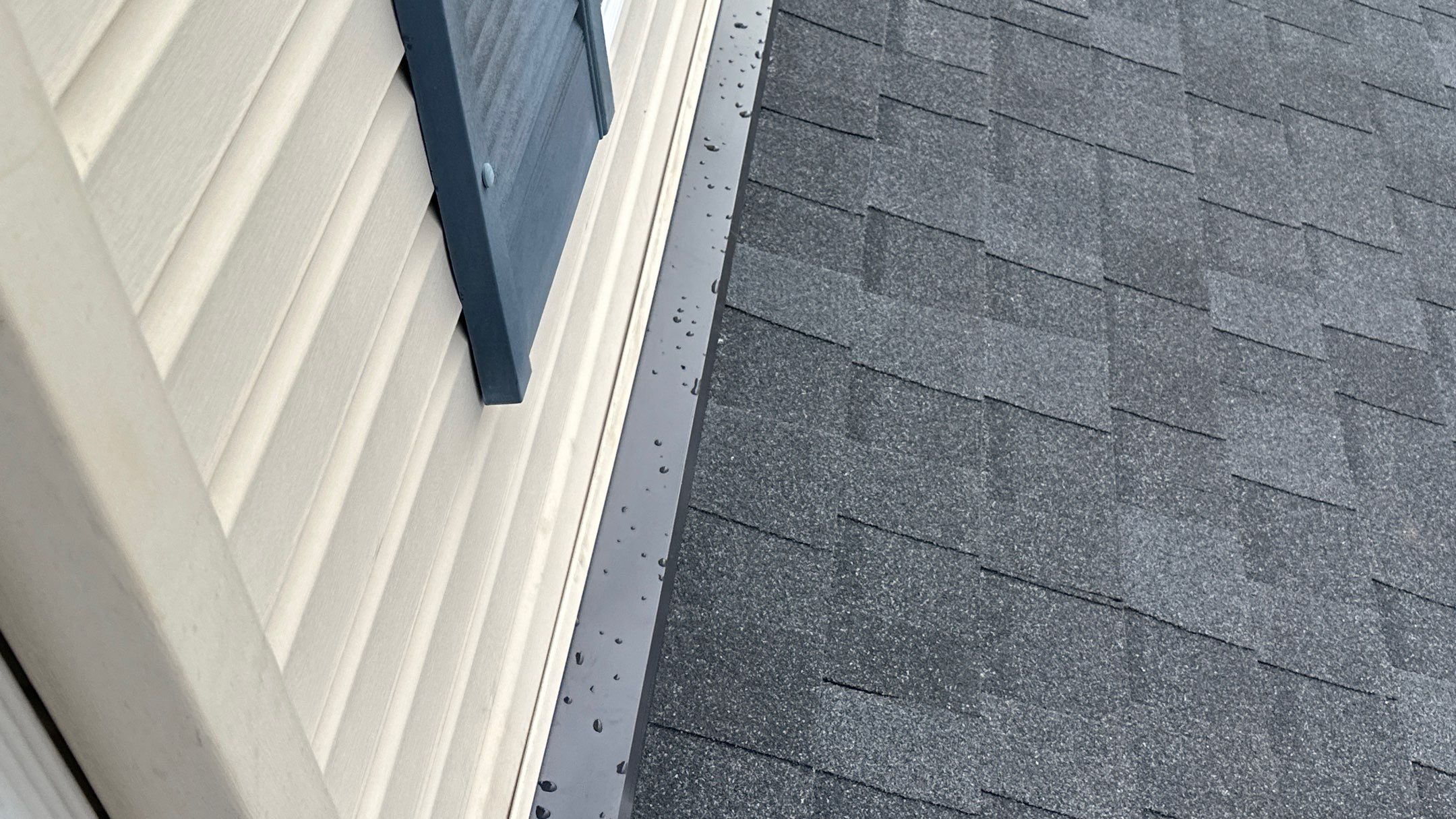 Atlas Black Shadow by Tamlin Roofing