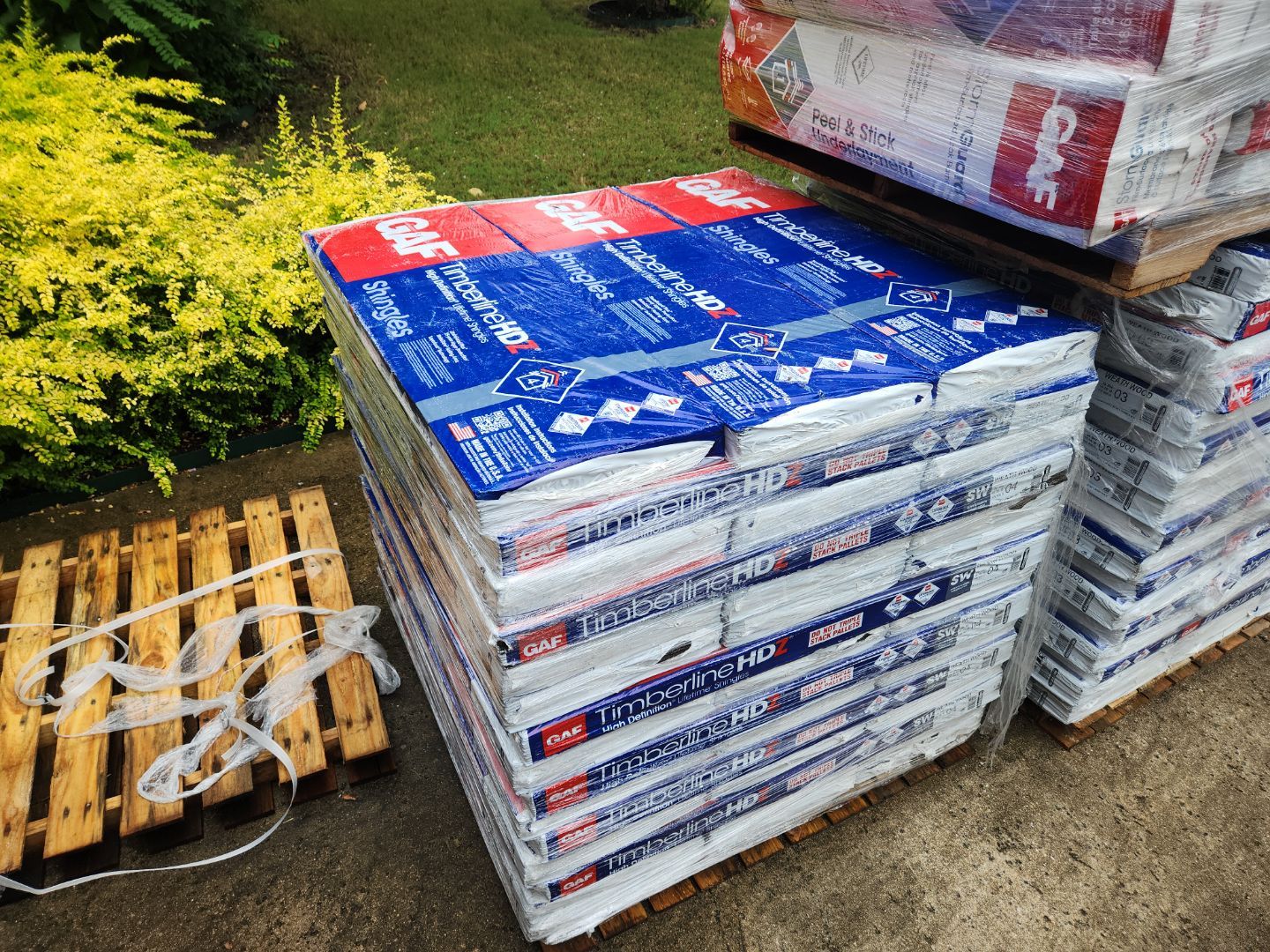 Austin Residential Roof Installation with GAF Shingles and Radiant Barrier by RoofsOnly.com