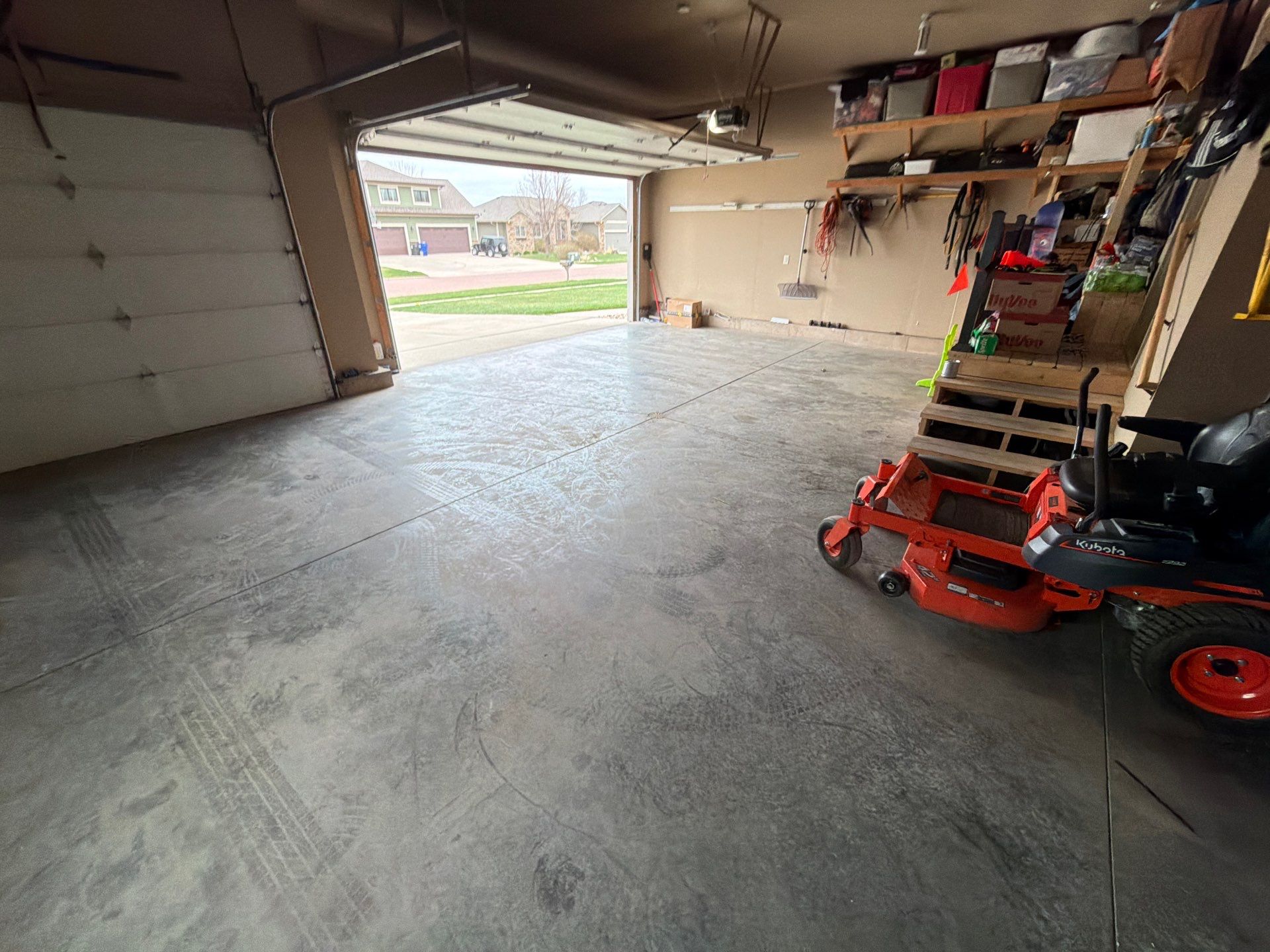 Garage Floor Coating in Tea, South Dakota by Select Painting, Coatings & Garage Cabinets