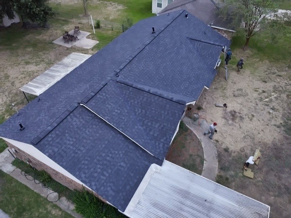 Shingle Project - Conroe, Texas by Hartland Roofing & Construction