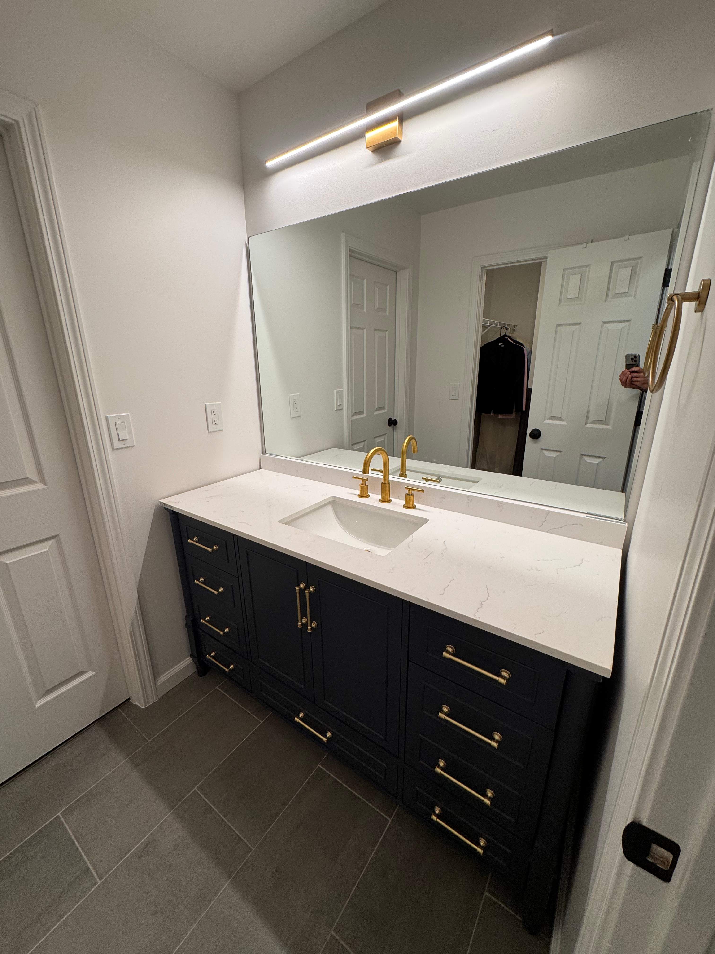 Jack and Jill bathroom renovation by Prudencio
