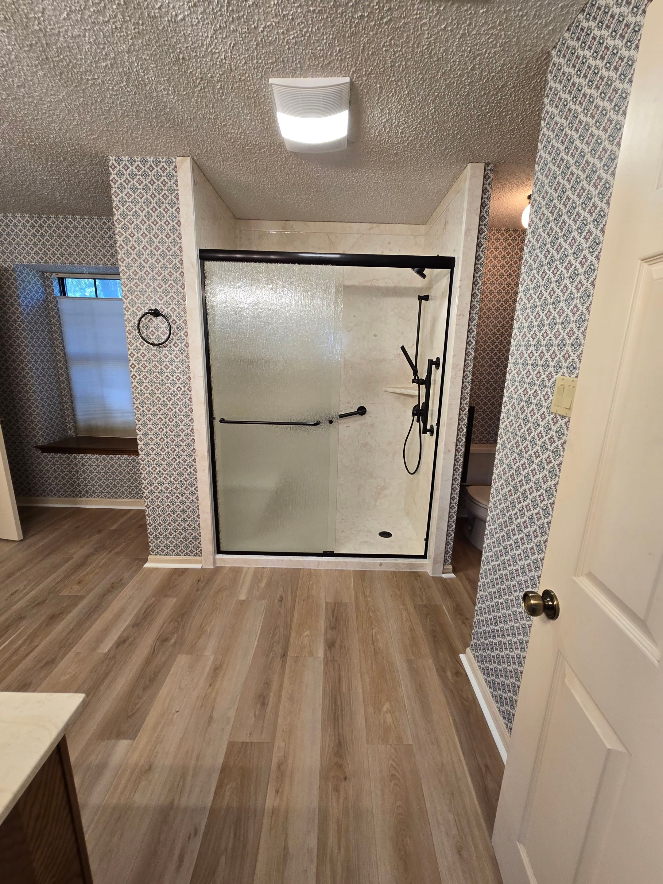 Five Star Bath Solutions of the Hill Country featured photo.