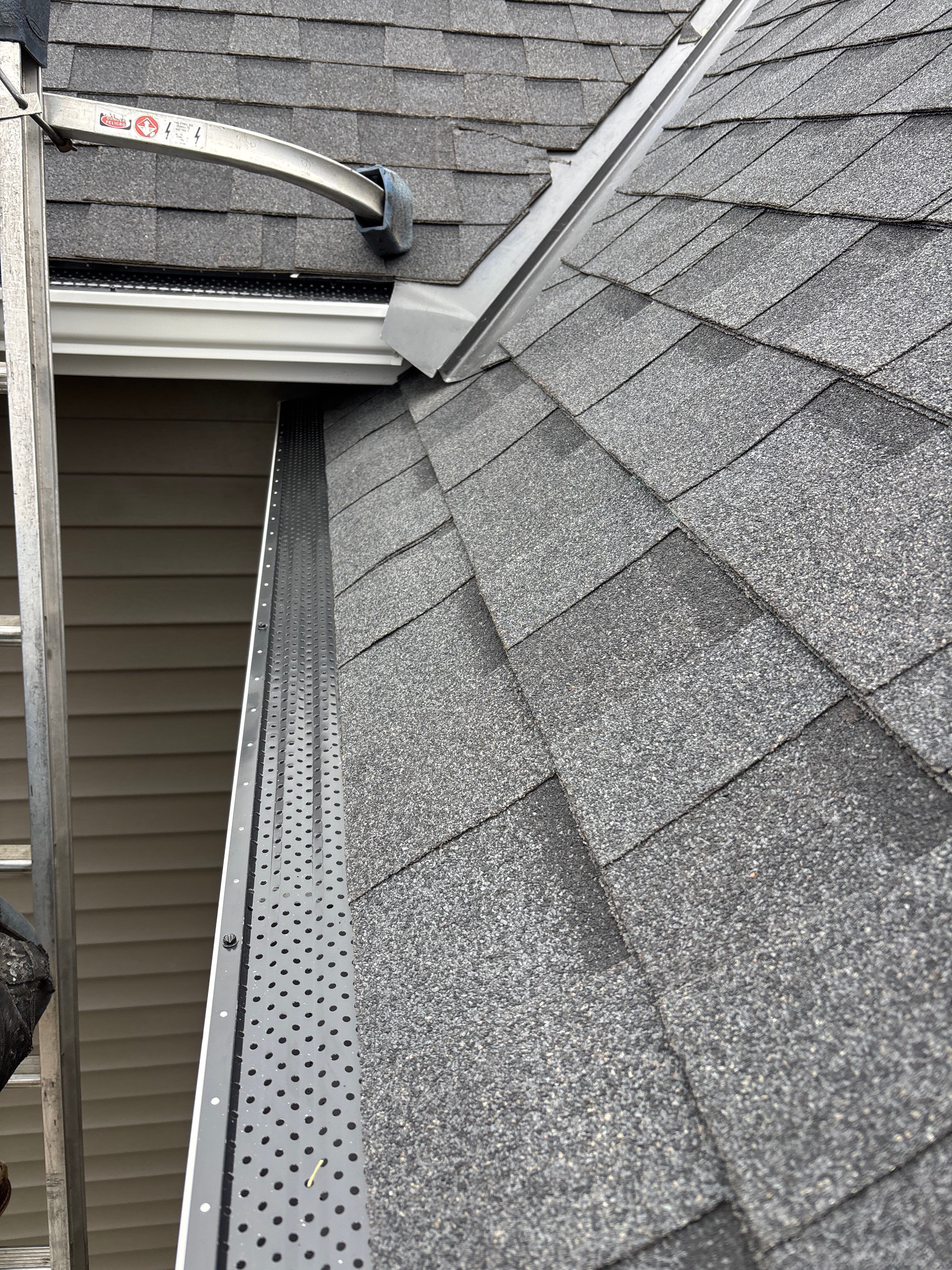 5-Inch Gutter Installation with Leaf Exterminator Gutter Covers – Rogers, MN by Next Level Seamless Gutters / Exteriors Inc.