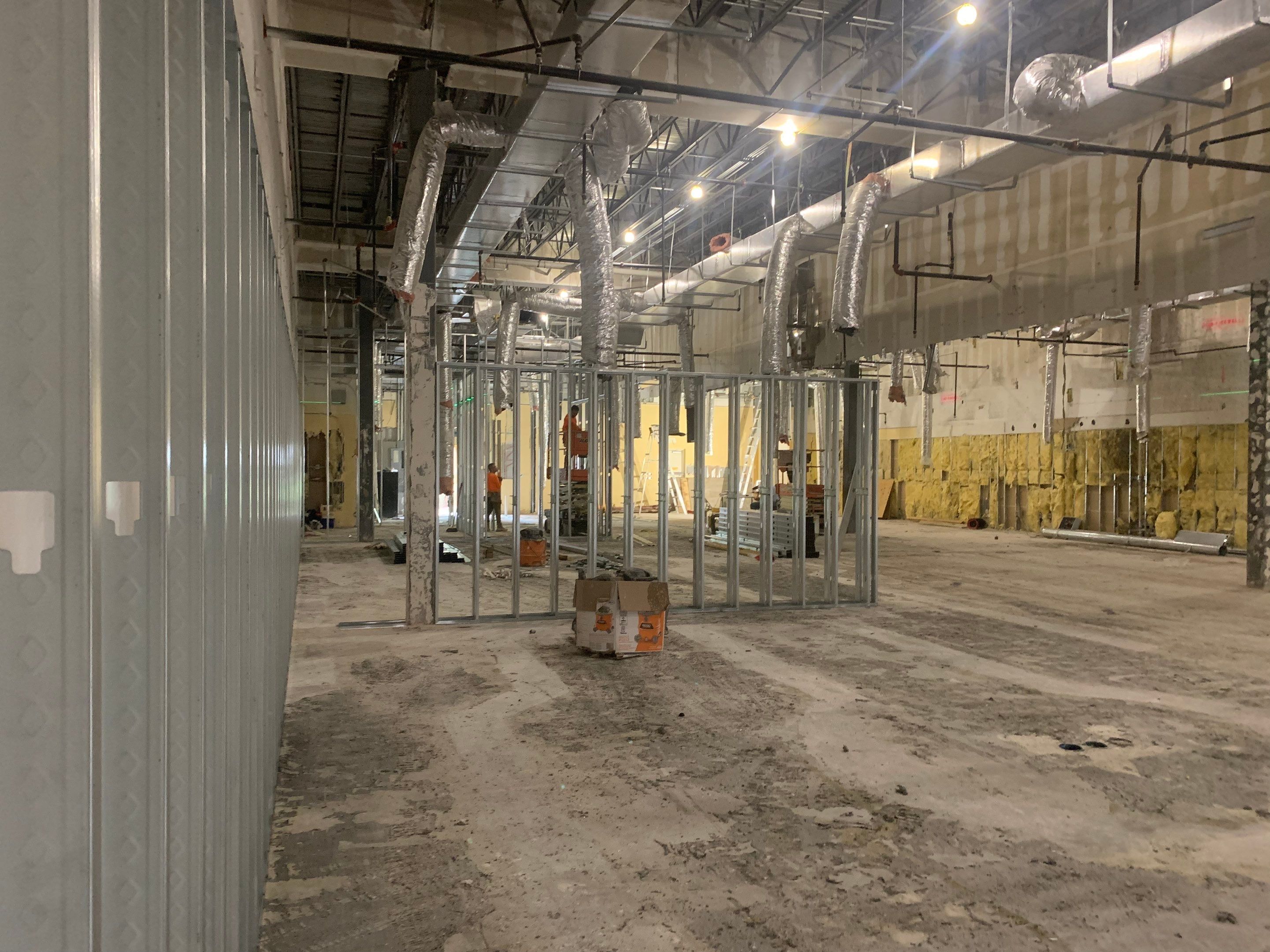 Aventura Comercial by The Goat Contractor ( Giampri Corp)