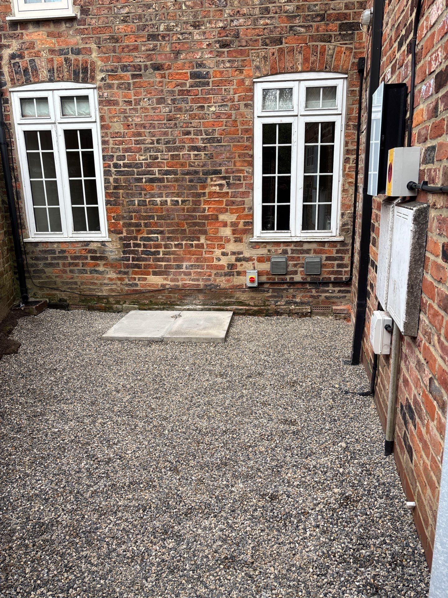 🔥 Heat Pumps in Old Stone Properties? Let’s Bust That Myth… by Elite Services Group Ltd