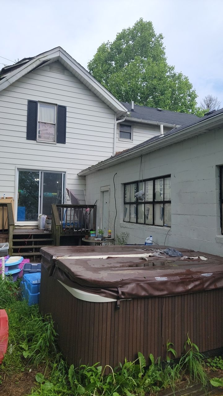 ATLAS PINNACLE COLOR: HEARTHSTONE DRIP EDGE: WHITE by Eagle Eye Roofing