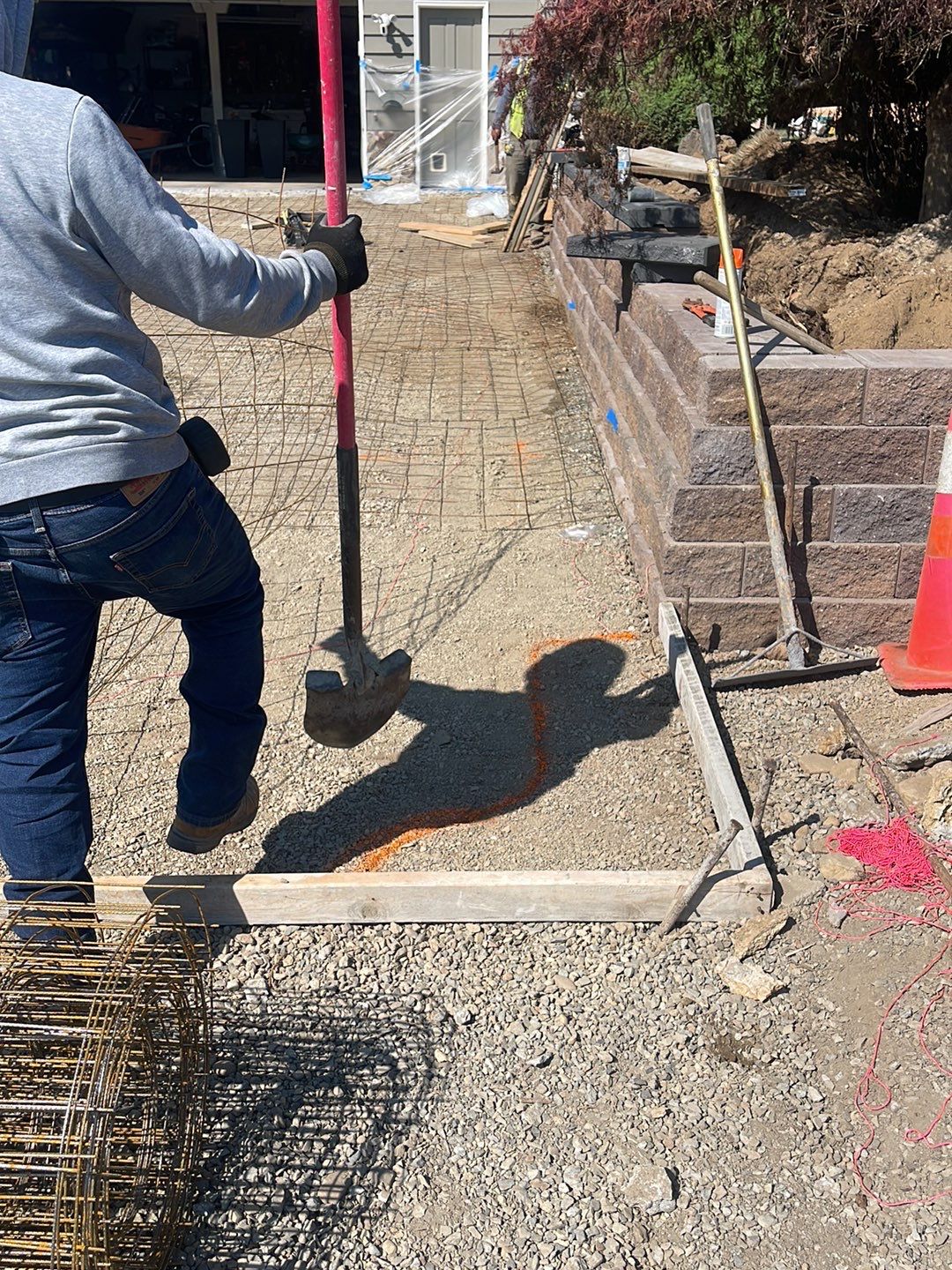 Justin | Retaining Wall, Landscape Project  by Jireh Asphalt & Concrete Inc 